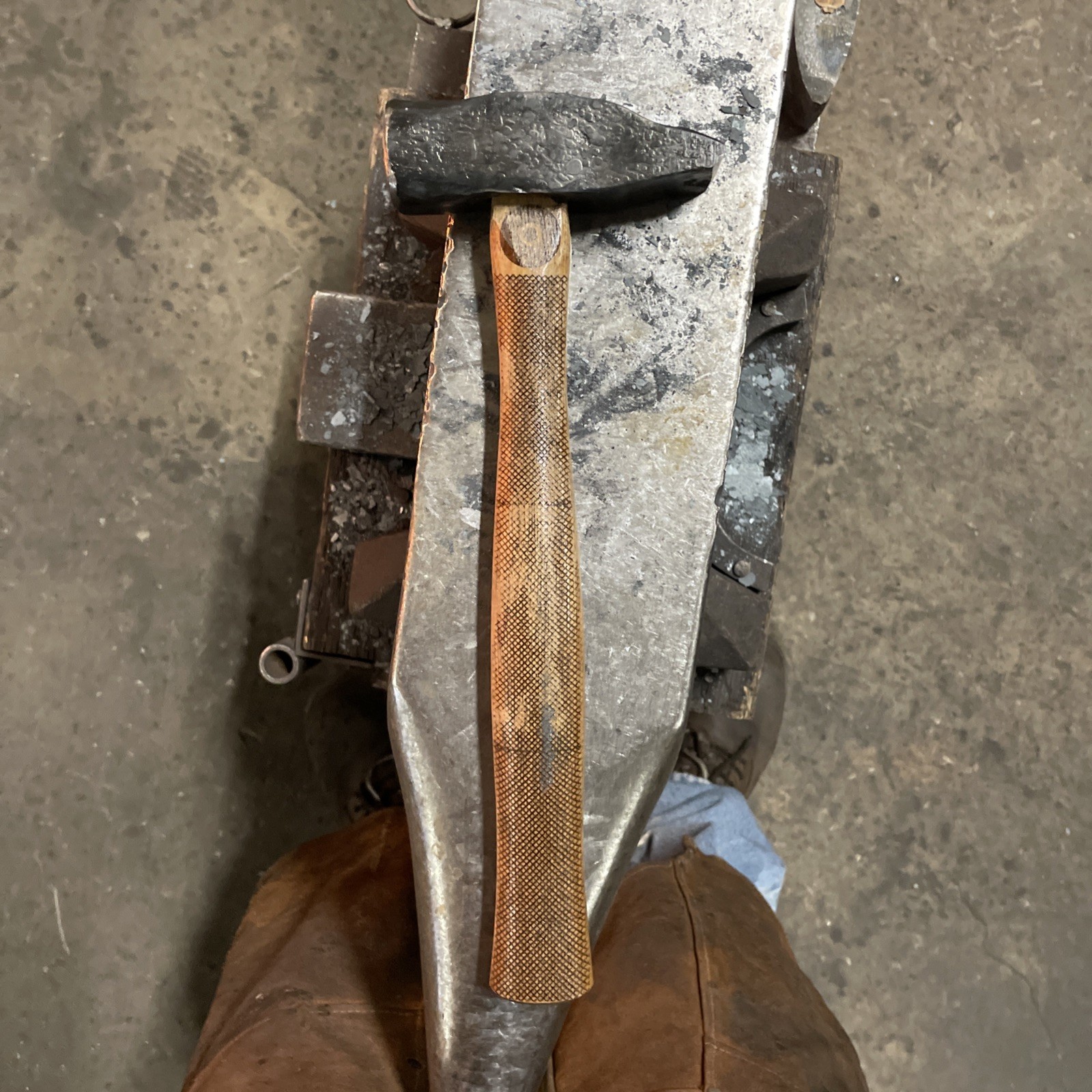 Ceckering Cross Peen Hammer 2 1/2 Lb Of 4140 Steel Hand Forged Steel And Ashwood