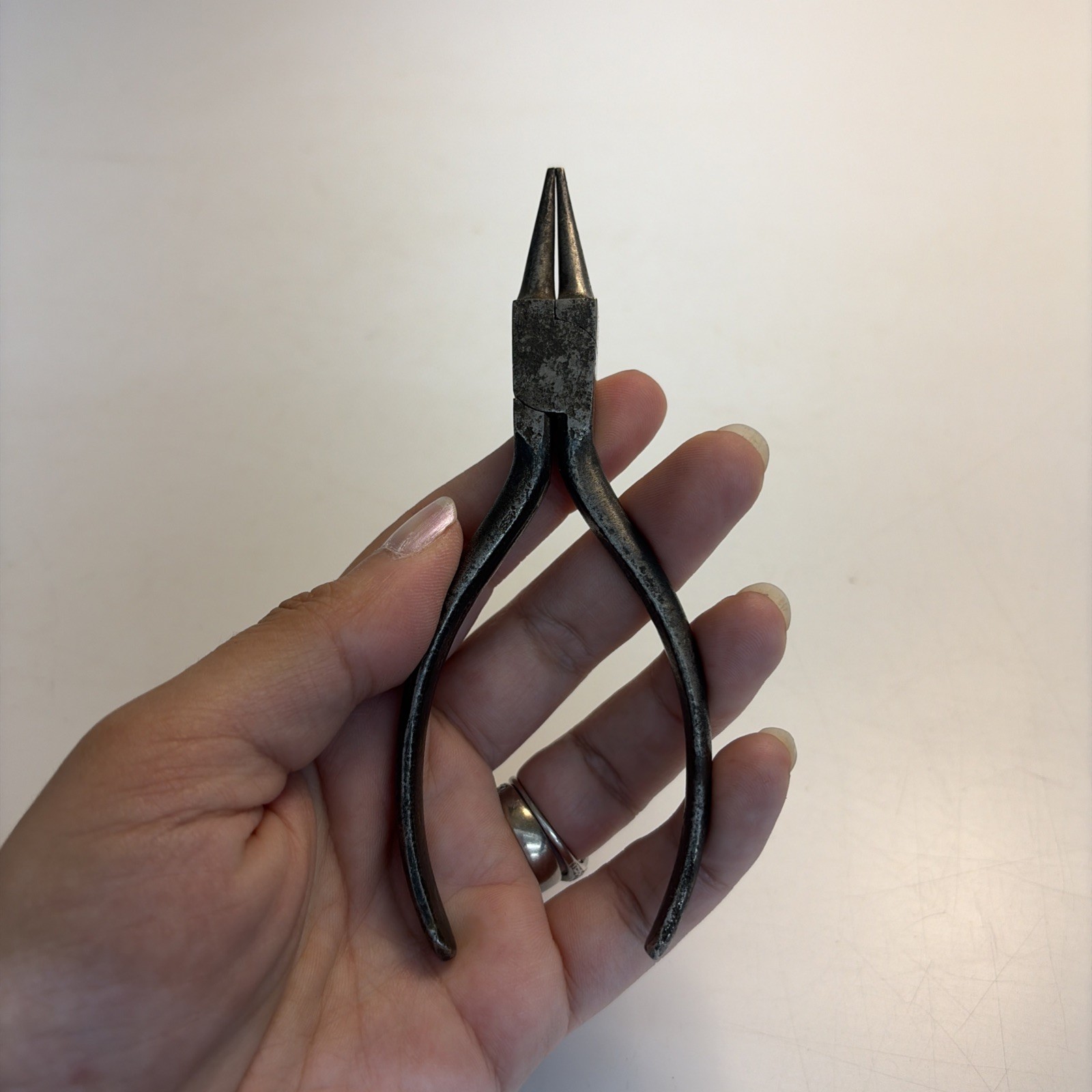 Vintage Utica Tools No 21 5 Inch Round Nose Needle Nose Pliers USA