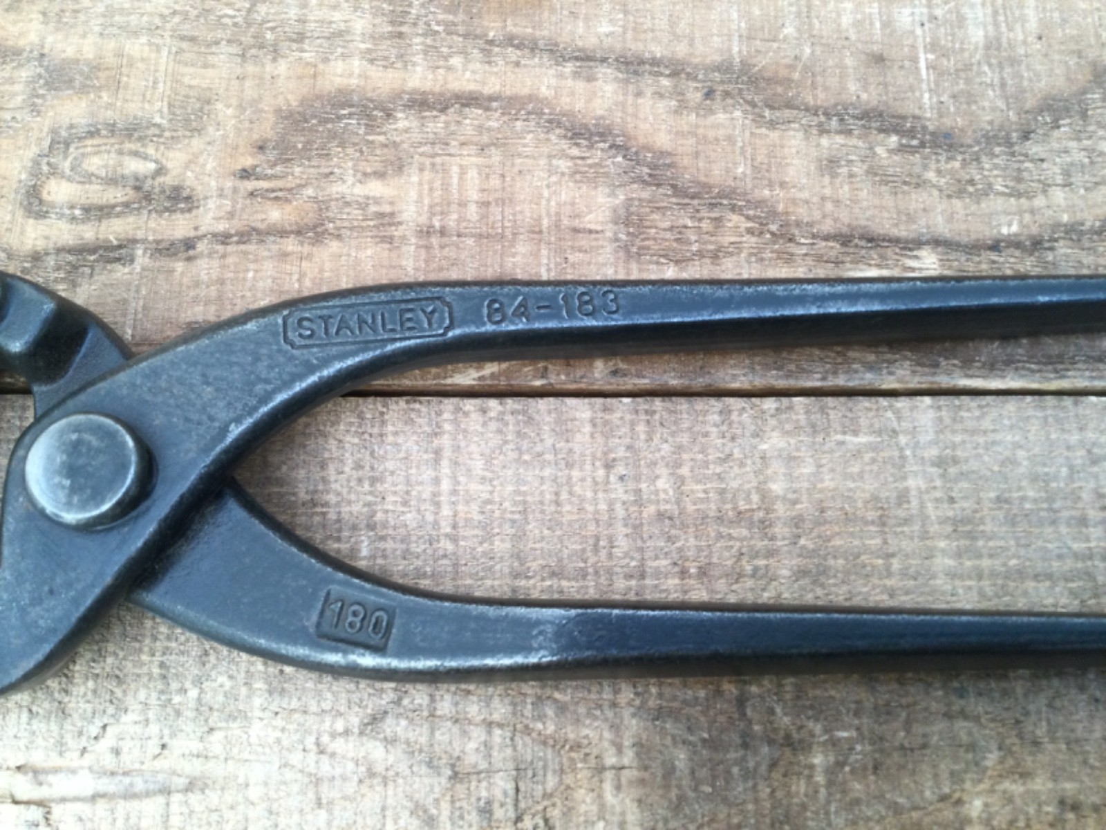 Stanley 84-183 180mm Cast Steel Carpentry Pincers