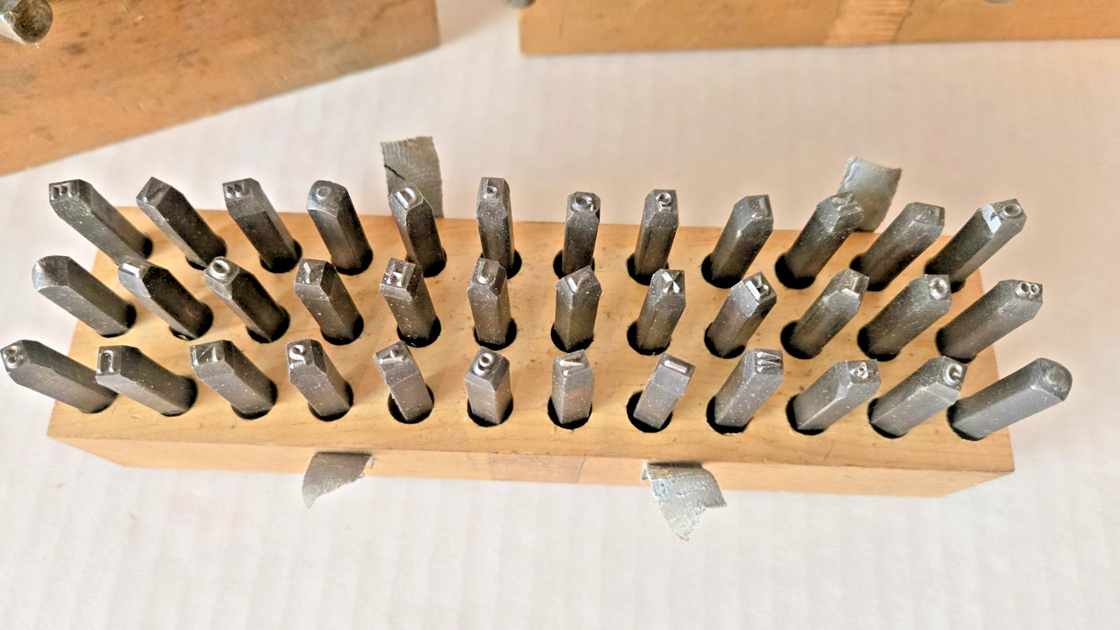 VINTAGE 90 MACHINIST PUNCH LETTER METAL / STEEL IRON LETTERS NUMBER MIXED SET K