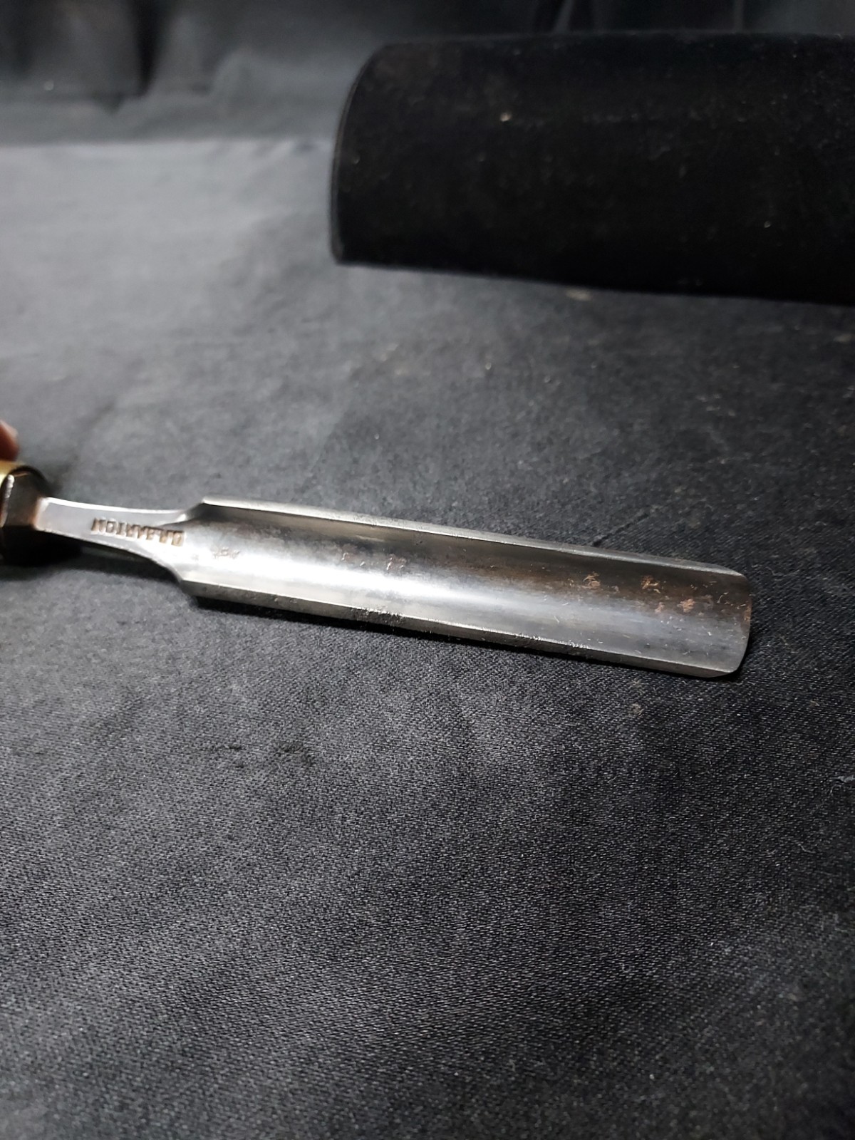Antique Mid 1800’s D.R. Barton 9/16″ Gouge Chisel Woodworking Tool Rochester NY