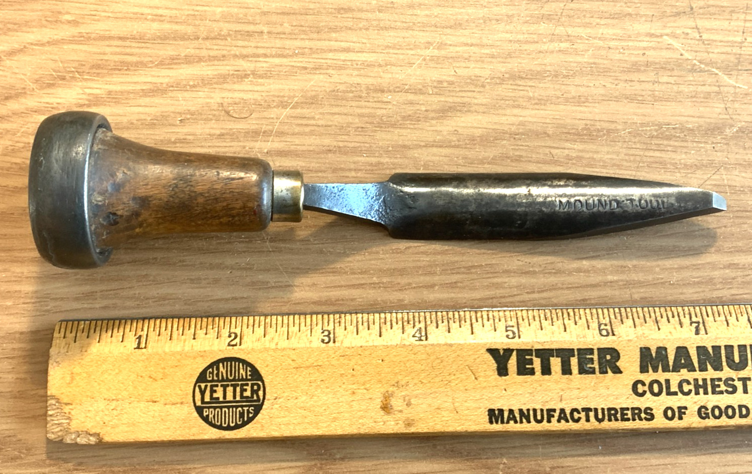 Rare Antique Carpenters 1/8″ Woodworking Tanged Corner Chisel w/DEUSE Hammer cap