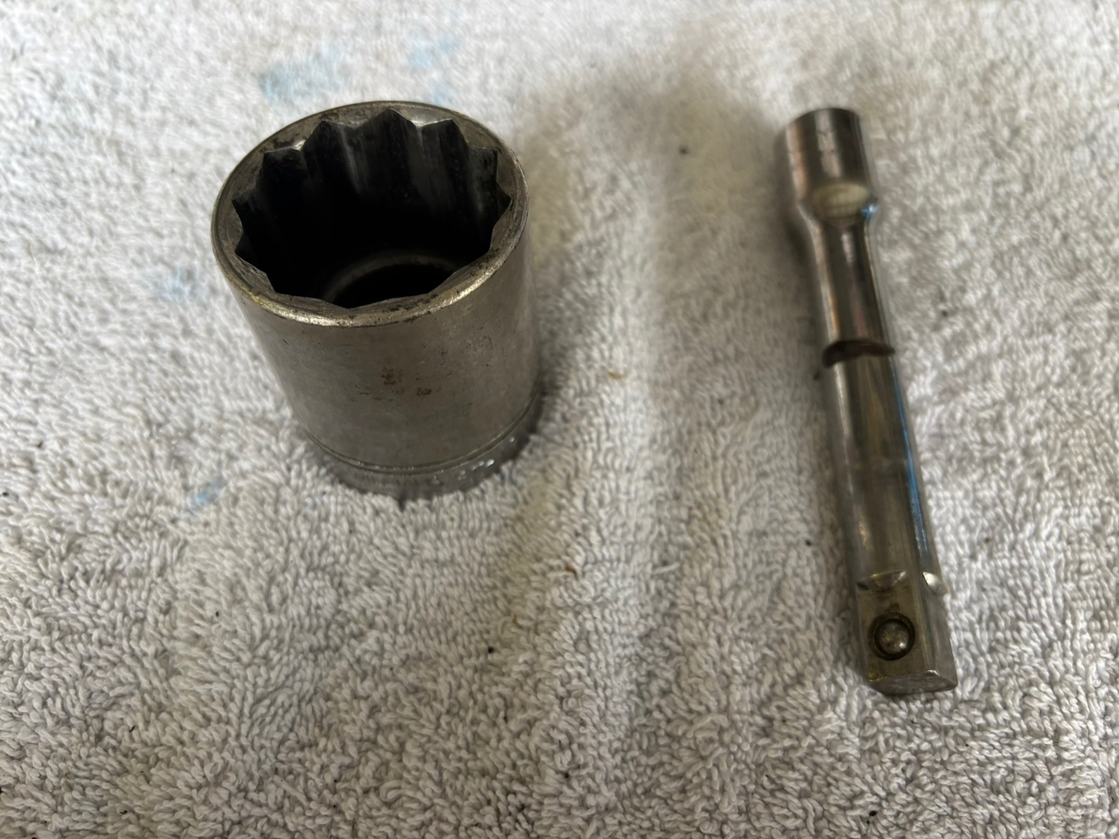 Vintage Williams ST1248 1/2″ Drive 1-1/2″ Chrome Socket/Stanley 86-407 Ext 1/2”