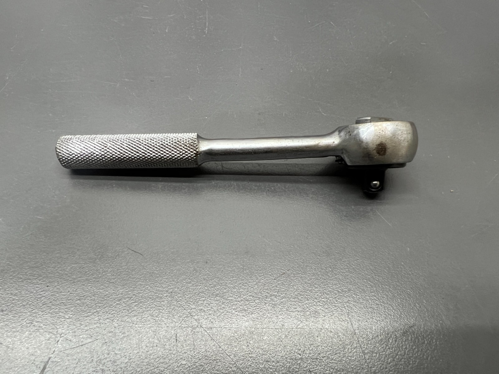 (p) SK TOOLS S-K 40970 1/4″ DRIVE KNURLED HANDLE RATCHET – JUST SVCD – USA