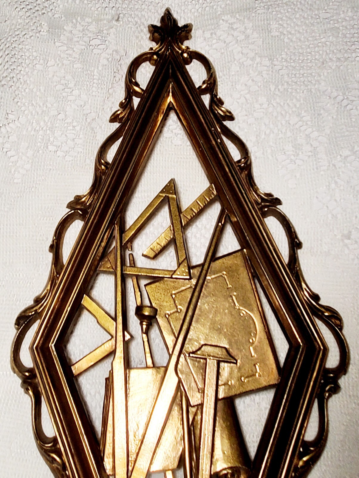 Syroco MCM Architect Carpenter Engineer Tools Square Compass Ruler Plaque Vtg