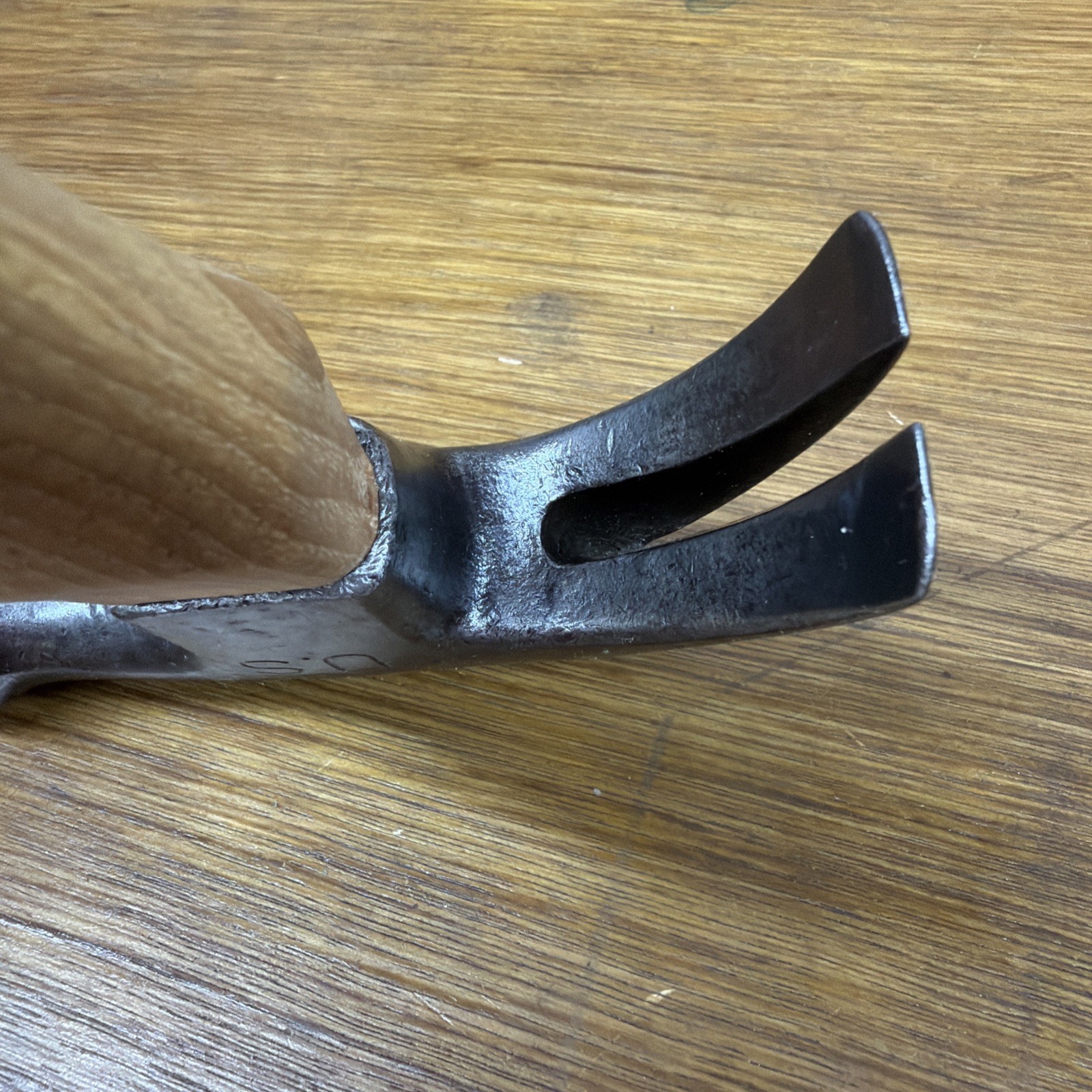 True Temper – Vulcan Dynamic Vintage Claw Hammer – U.S Military Issue