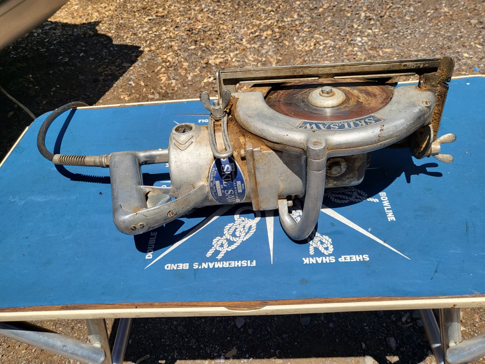 Vtg Skil Saw 825 all metal Worm Drive W/Case Skilsaw