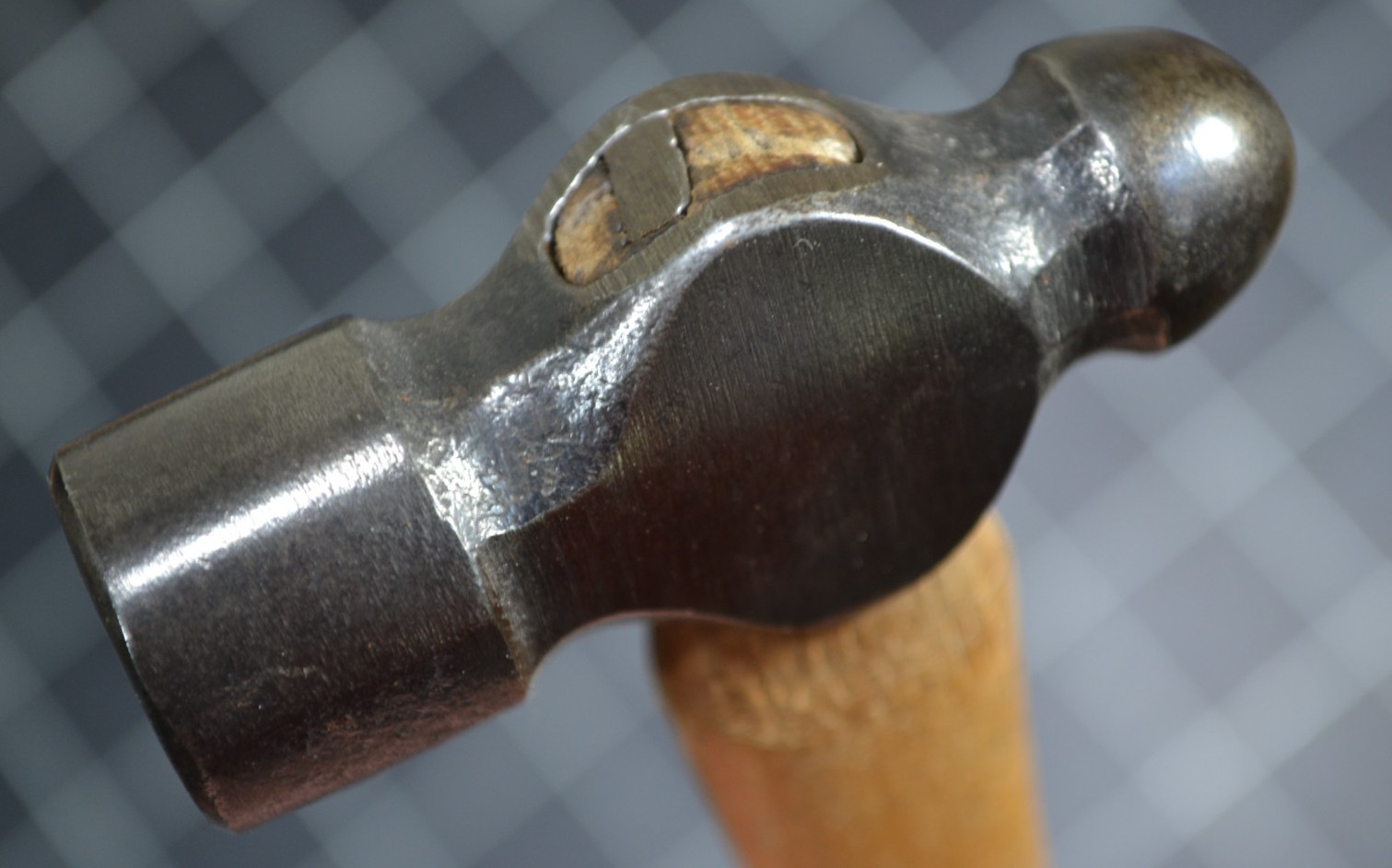 TRUE TEMPER – #570 – 4oz – BALL PEIN HAMMER WITH ORIGINAL MARKED HANDLE