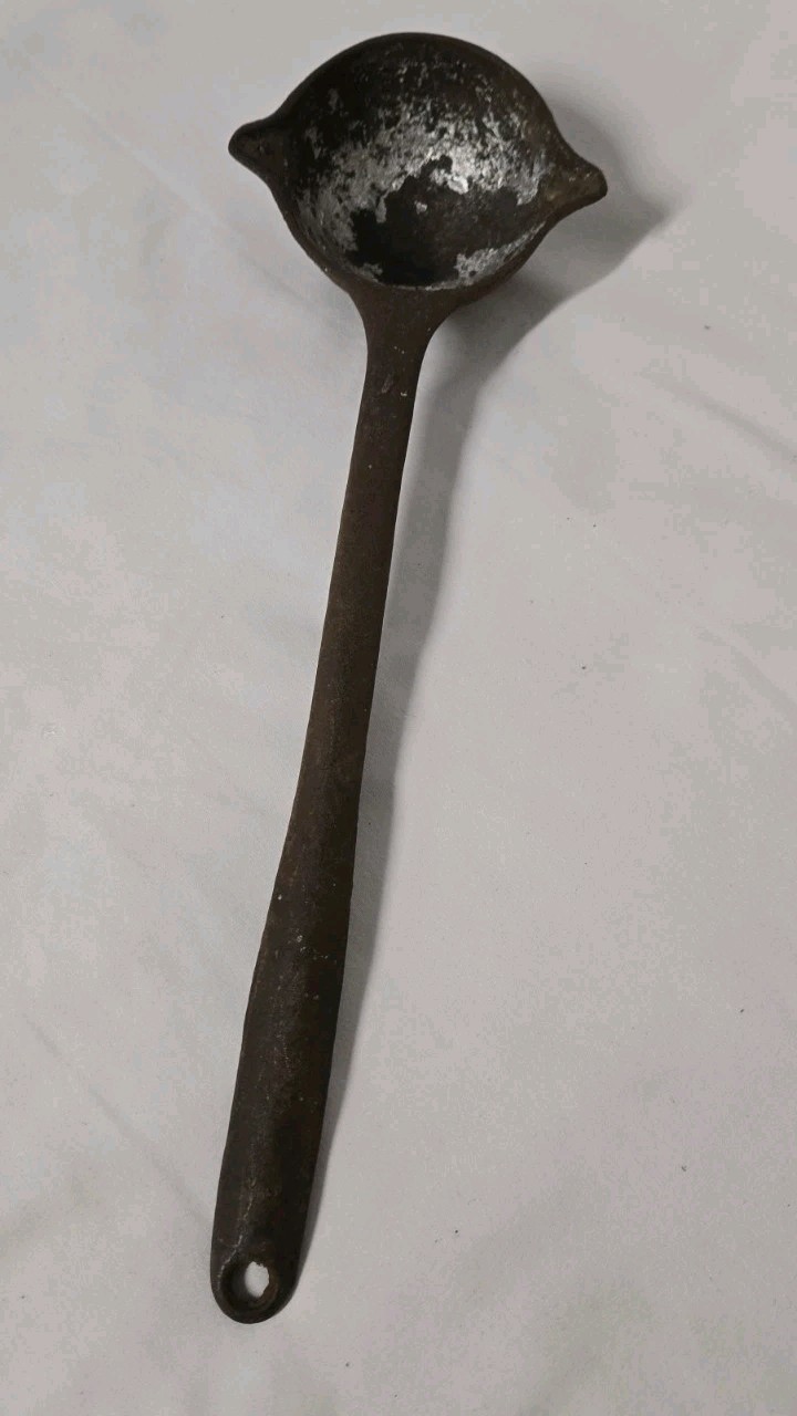 Antique Hollands Erie Pa No 4 Cast Iron Blacksmith Smelting Ladle