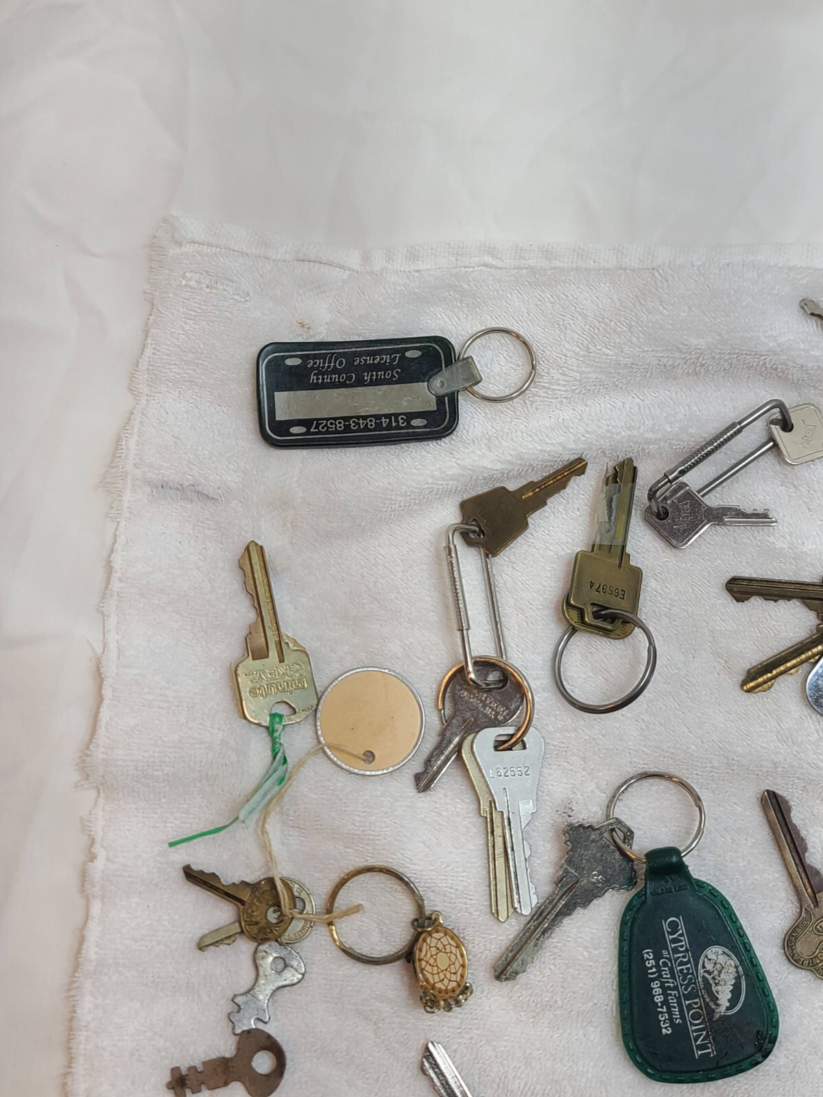 Mixed Lot Of Vintage Keys Steel Brass AUTO House Keychains