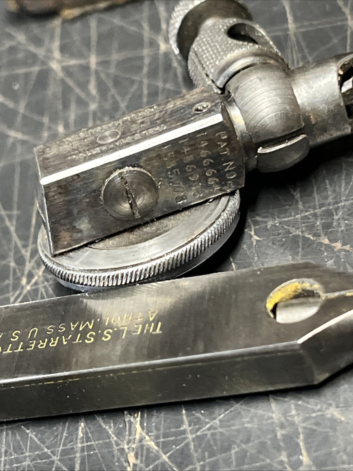 Vintage L.S. Starrett No. 711-F Last Word Test Dial Indicator W/ Original Case🟡