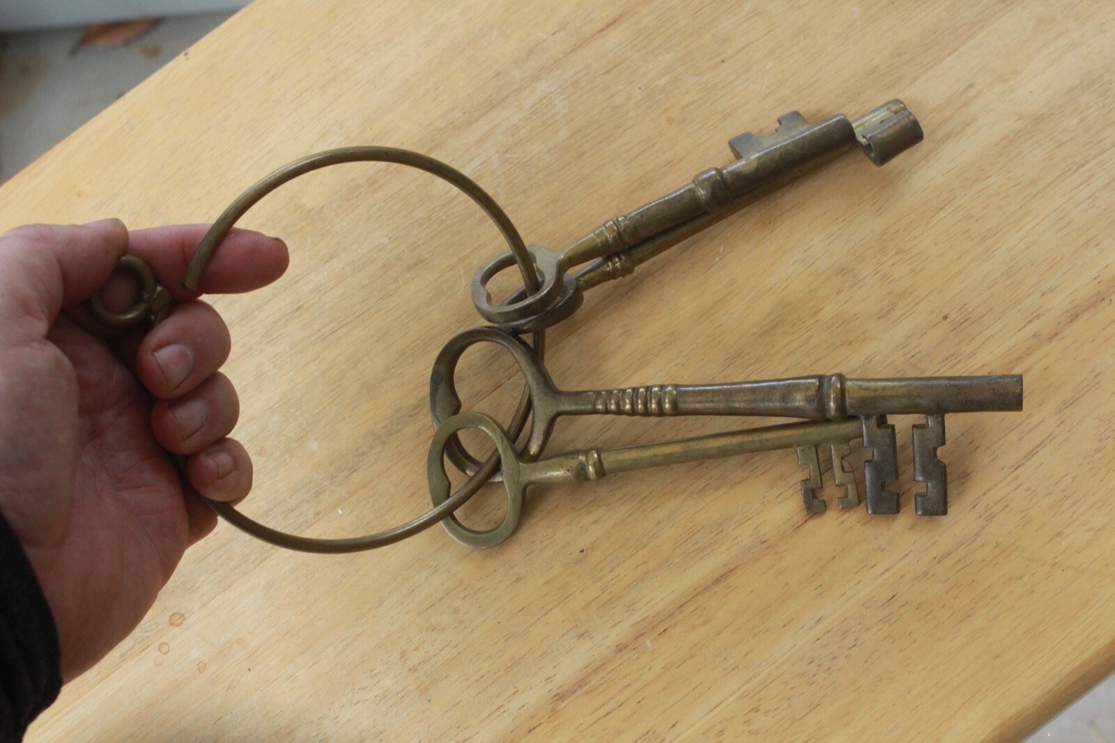 vintage heavy brass keys and key ring, Jailers Keys