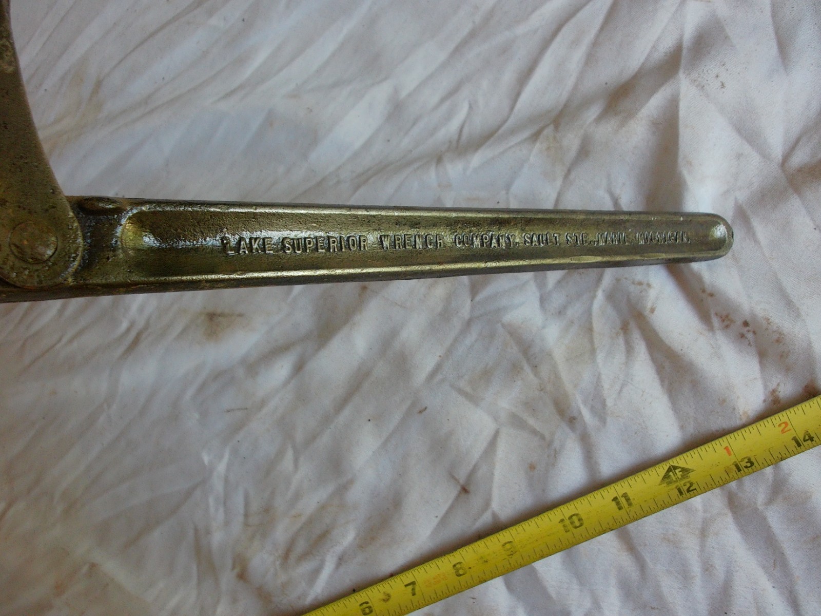 Vintage 15″ Lake Superior Adjustable Wrench Company Tool RARE! Lot 26-27-E