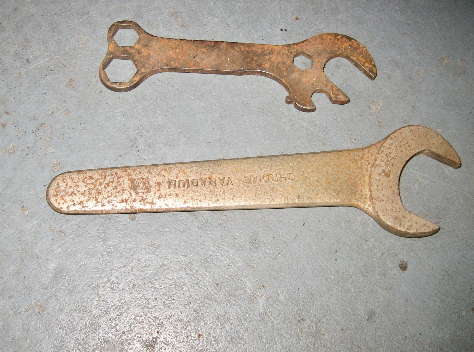Vintage Tool Junk Drawer Lot – 3 lbs, Wrenches, Sockets – Mechanic, Machinist