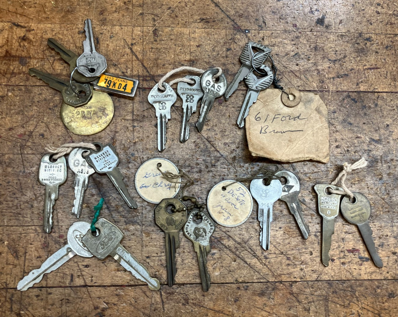 8 Sets 1950–60s Keys- 55 Chev P.U- Chrysler-Ford-Plymouth-DeSoto-Lincoln