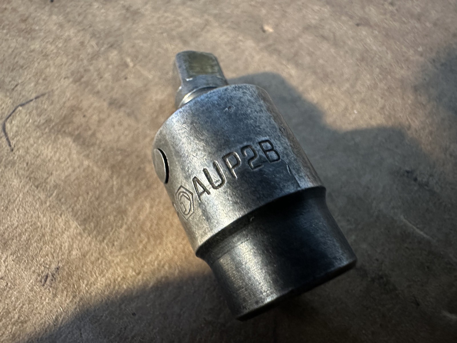 MATCO TOOLS 1/4″ DRIVE IMPACT SWIVEL UNIVERSAL AUP2B