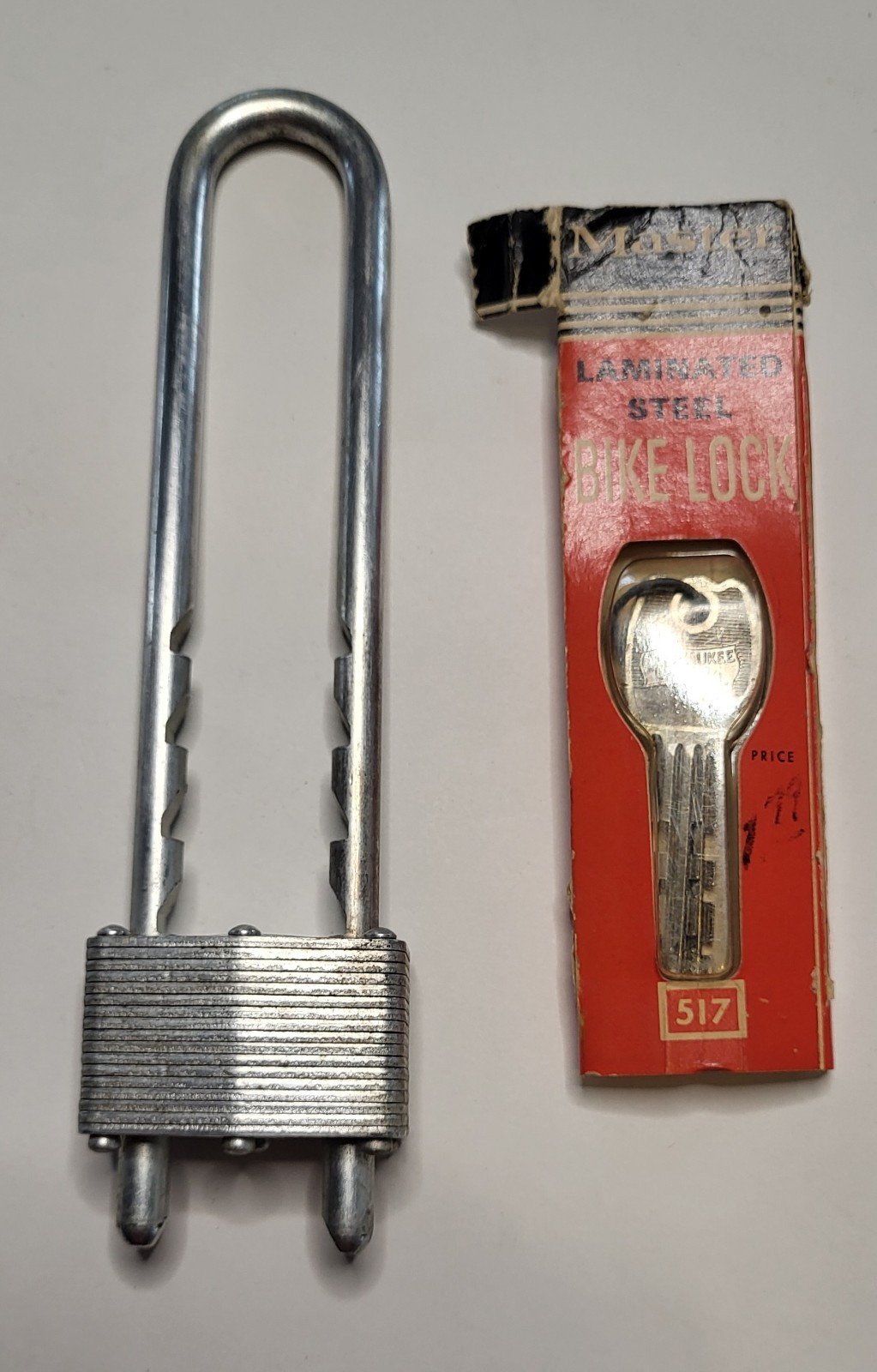 Vintage Master Lock Bike And Equipment Lock No. 517 New Old Stock 2 Keys