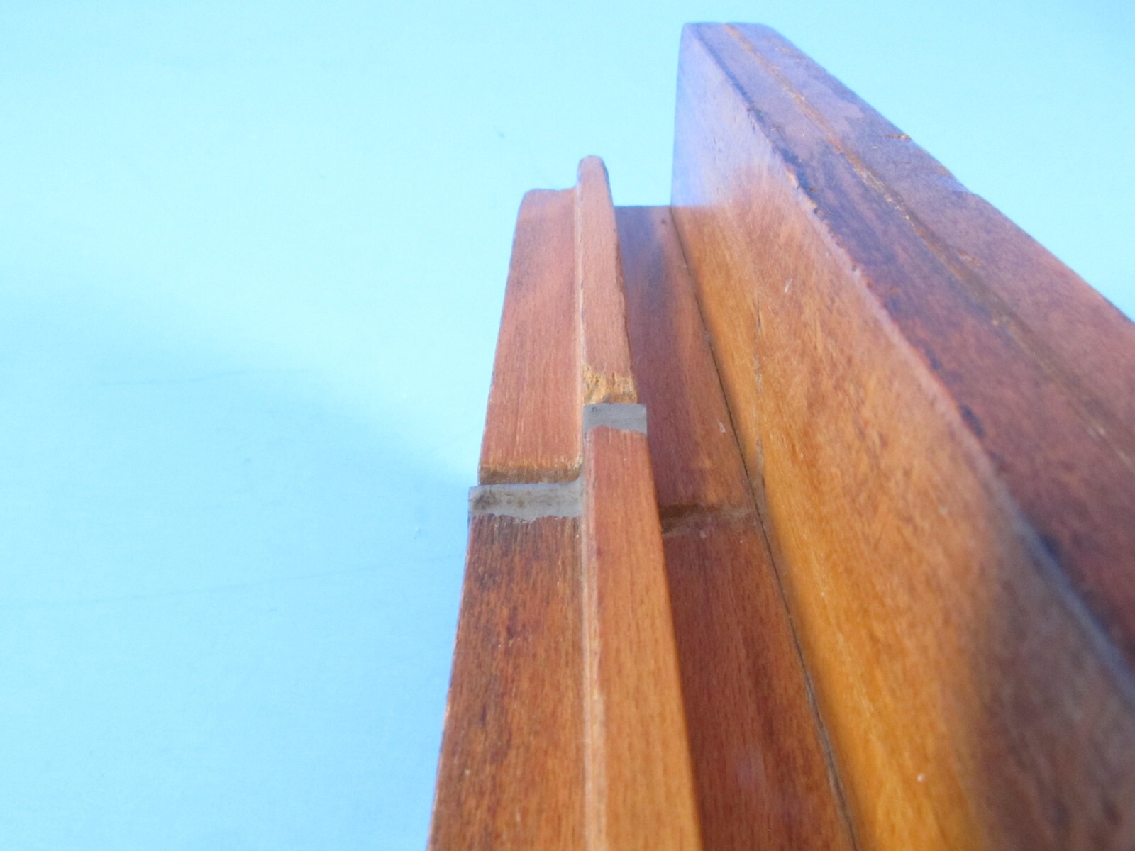unusual Gardner Green St Boston wood molding plane fenced groove & rabbet