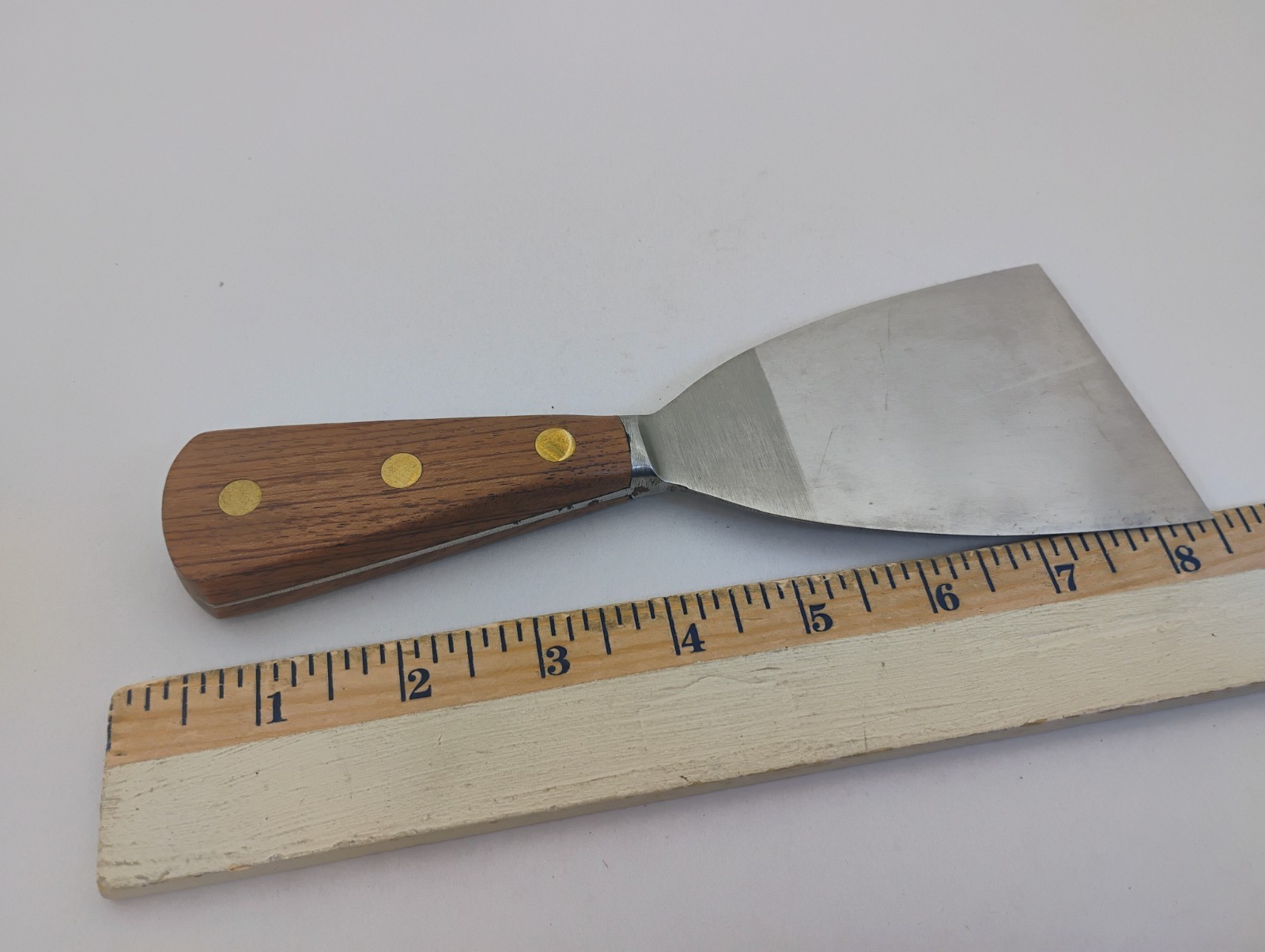 Vintage Russell USA 3″ High Carbon Scraper Full Tang Forged Brass Rivets NOS