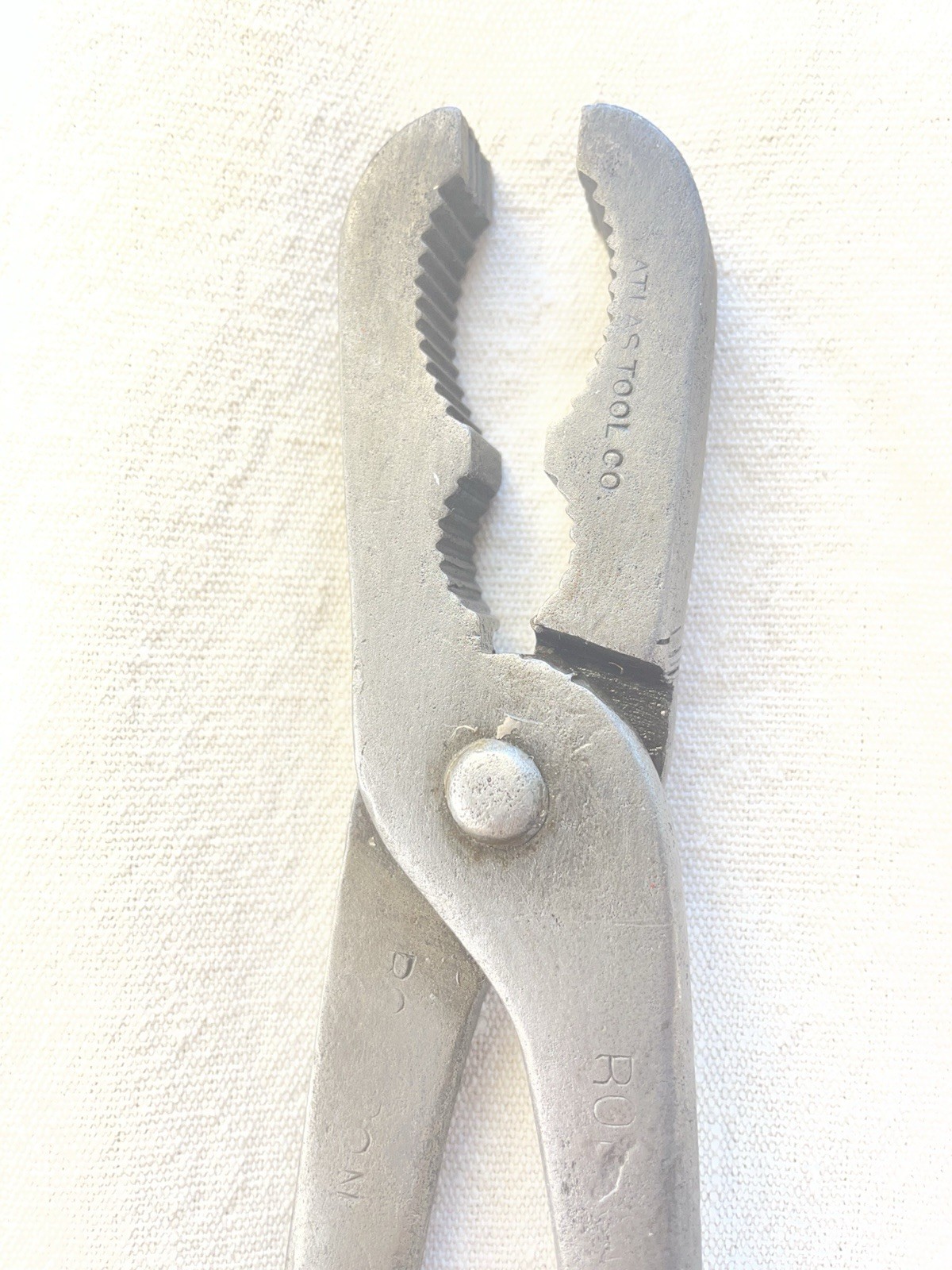 Vintage 10” ATLAS TOOL CO. Steel Gas Burner Pliers Made In U.S.A