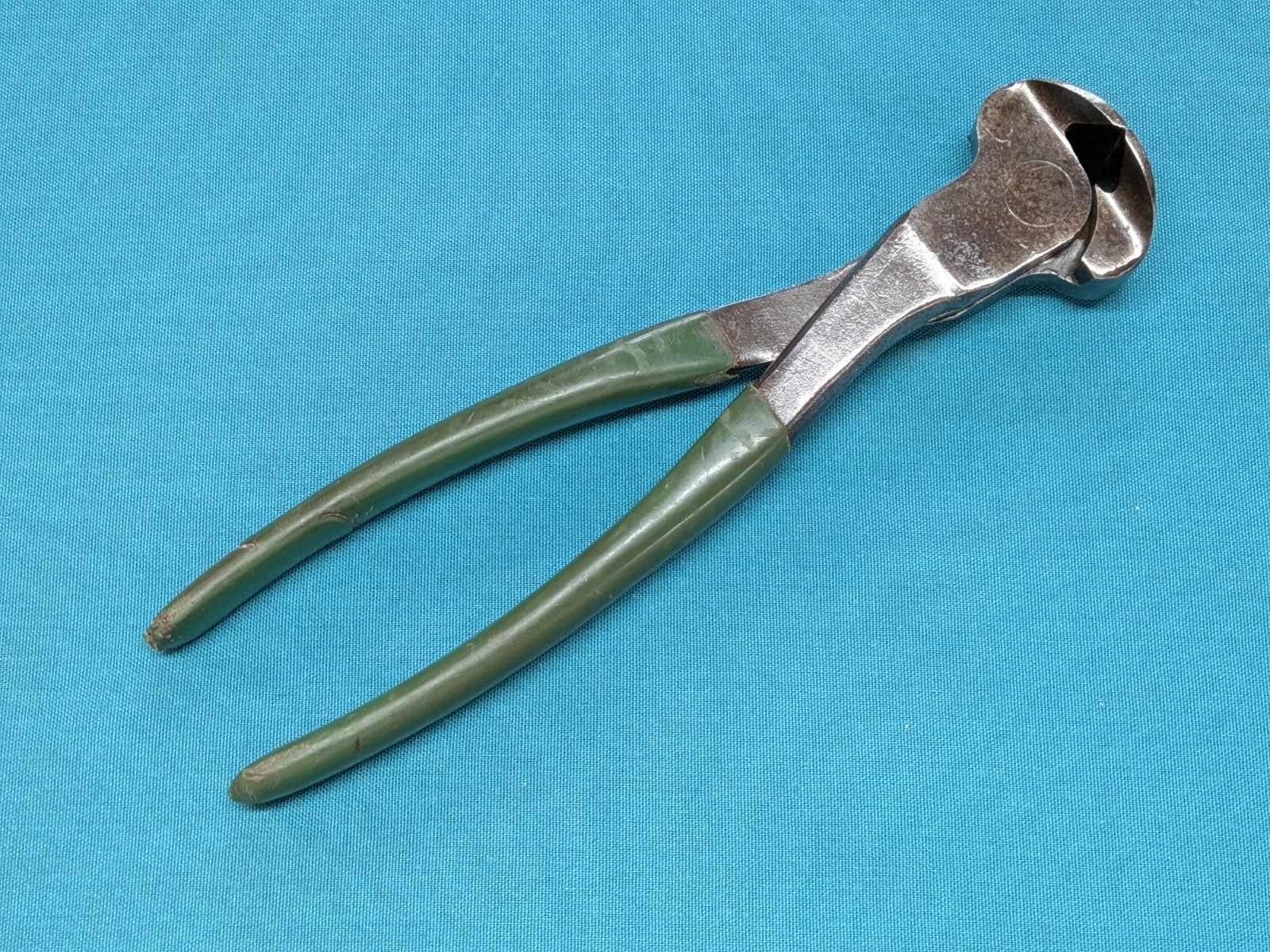 Vintage Kraeuter USA 3850-8″ Carpenters’ End Cutting Nippers Pliers Vinyl Grips