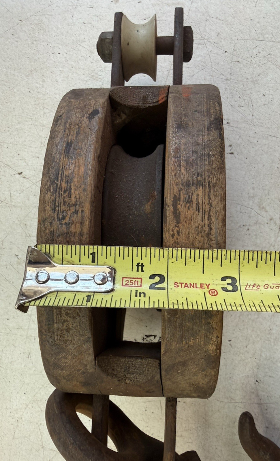 Boston & Lockport Block Co. Pulley Hoist And Hook Used