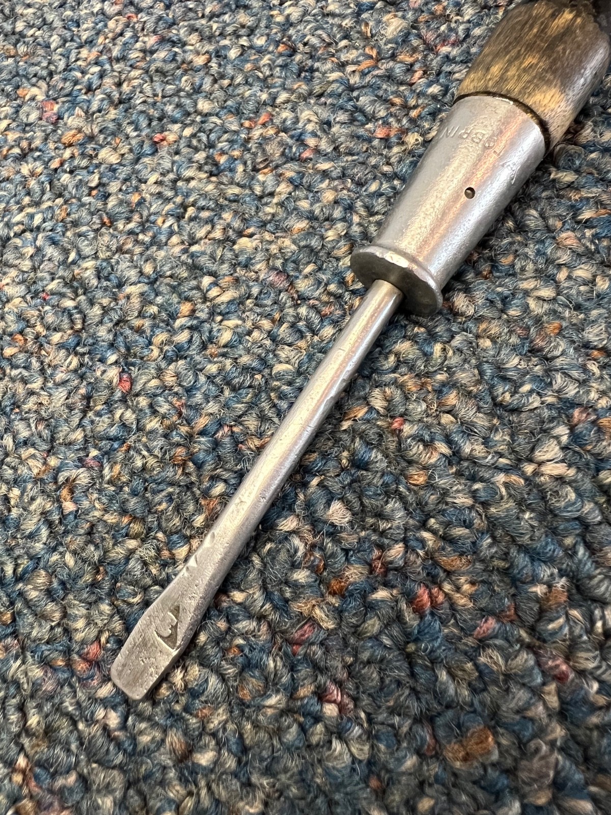 Vintage Tobrin screwdriver, rare, oval handle, 7″, good condition