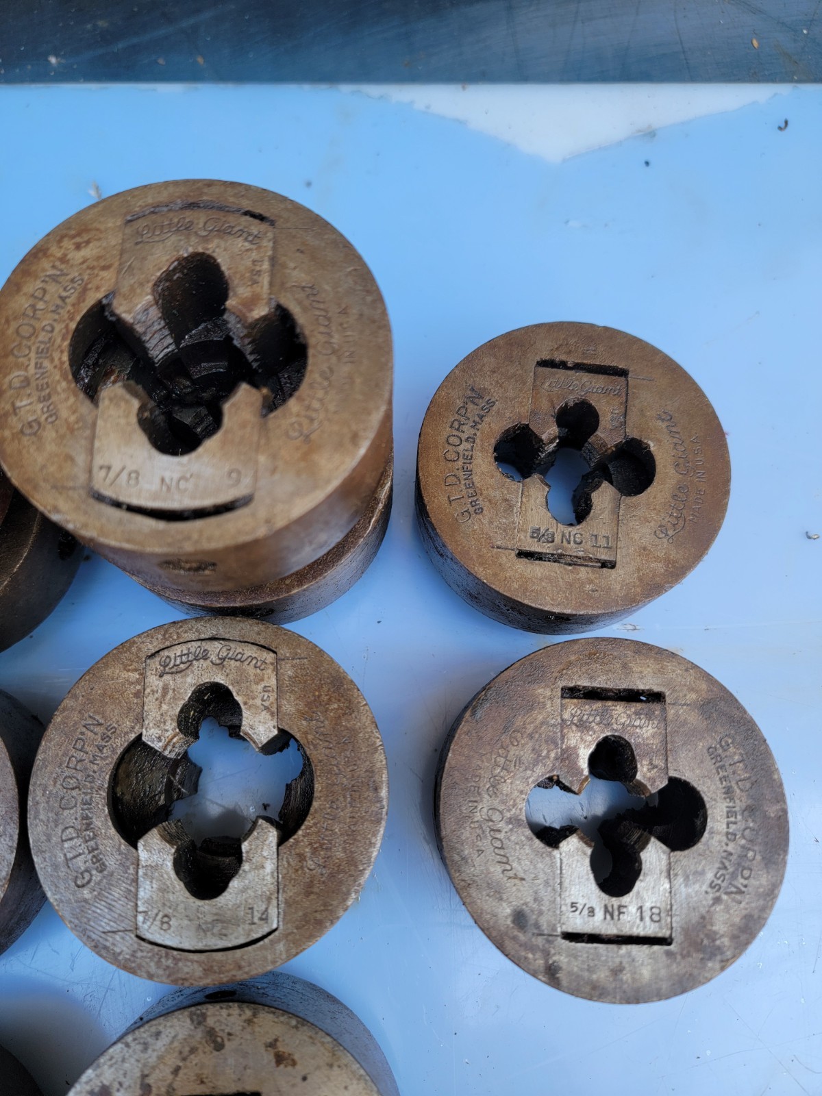 Threading Die Greenfield die, 2.3/4 The Outside Clamping diameter