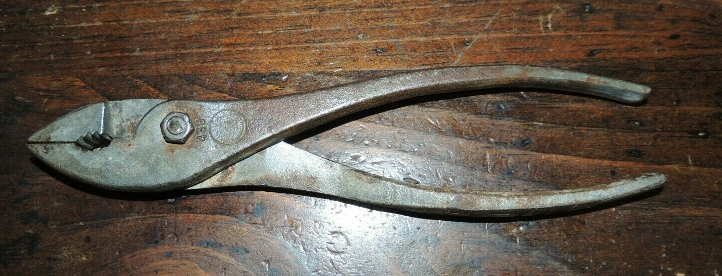 VINTAGE 8″ MCKAIG-HATCH No. 438 Slip-joint Pliers MH in CIRCLE LOGO, BUFFALO NY