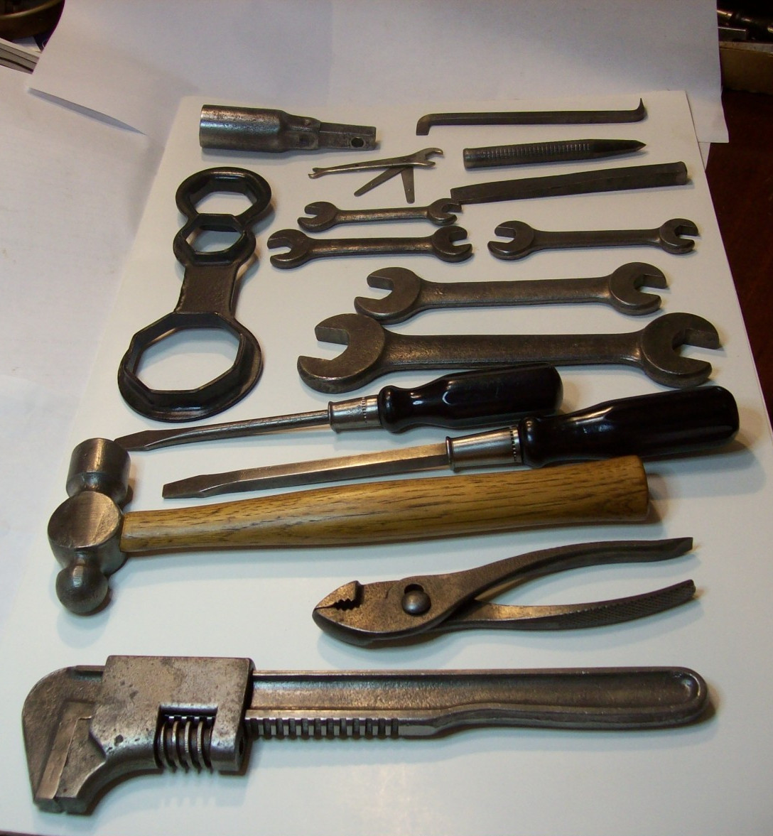 vintage 1920s Buick tool kit tools