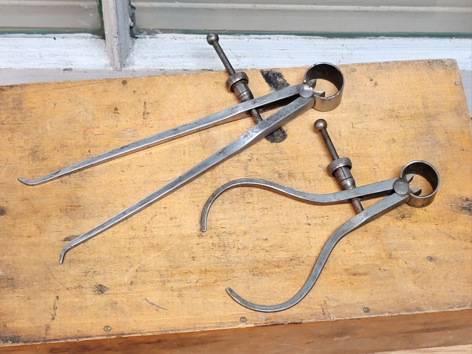Two Vintage L.S. Starrett Fay Pattern Quick Adjust 6″ Inside 4″ Outside Calipers
