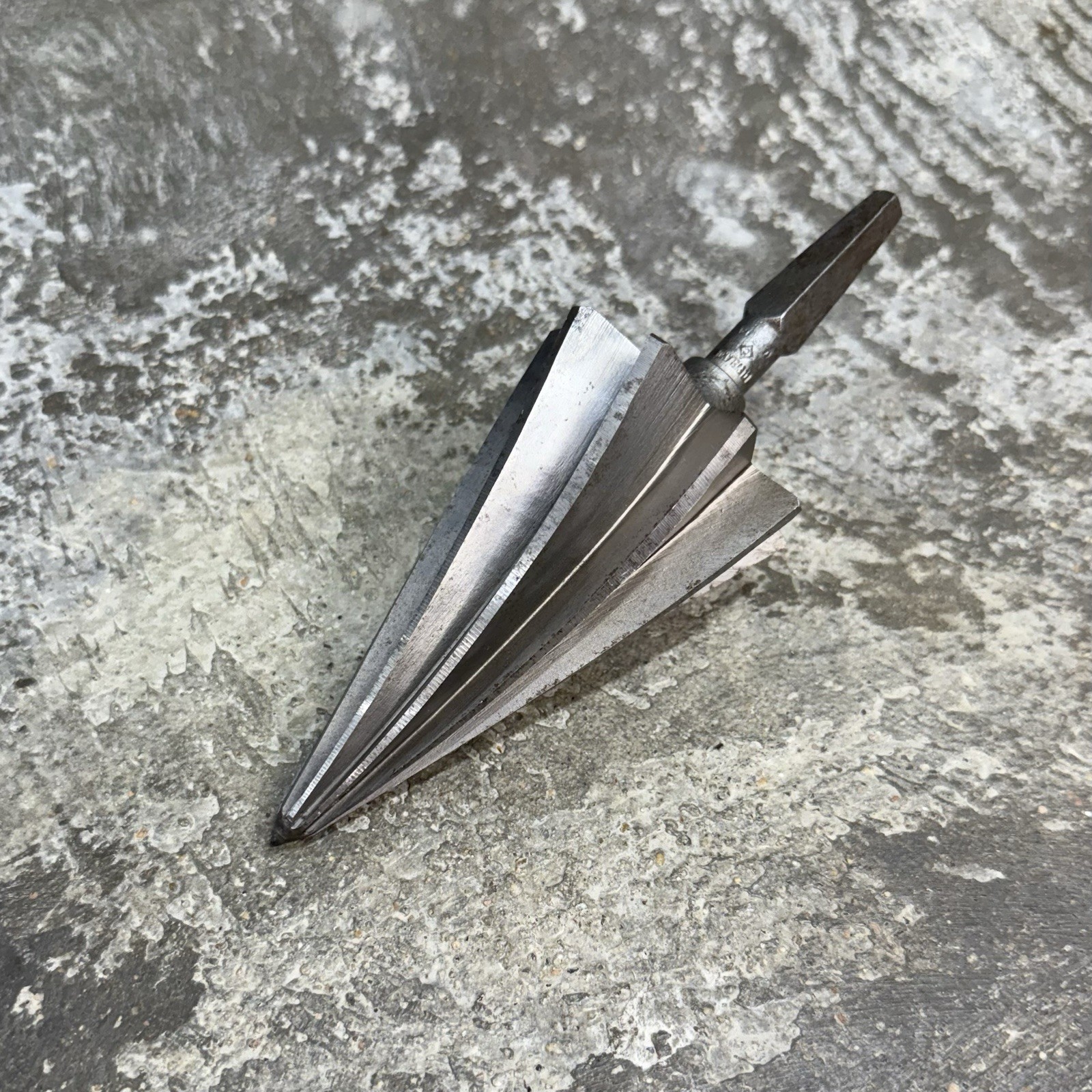 Vintage Cleveland USA Pipe Burring Reamer 4″ Flute Cone Bit 2″ Taper Heavy