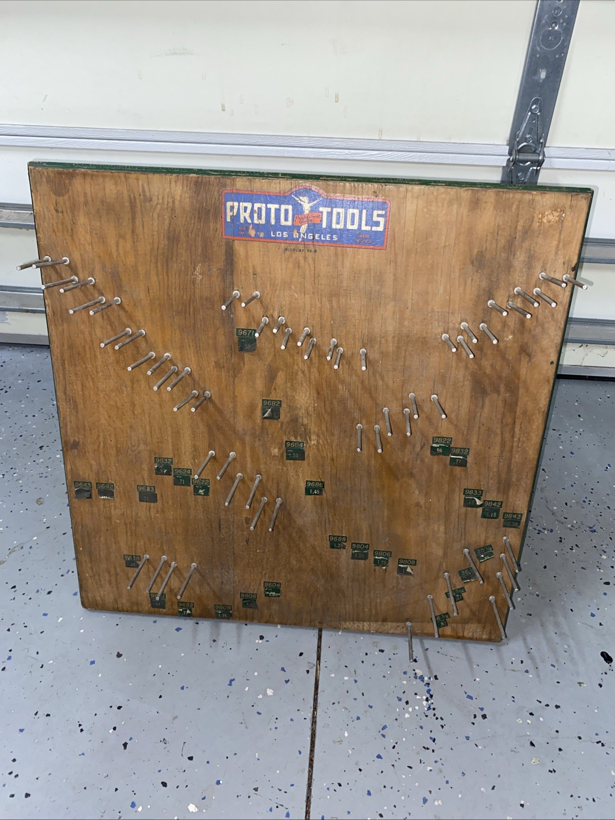Plomb Proto Tools Hardware Store Screwdriver Display Board #96-B