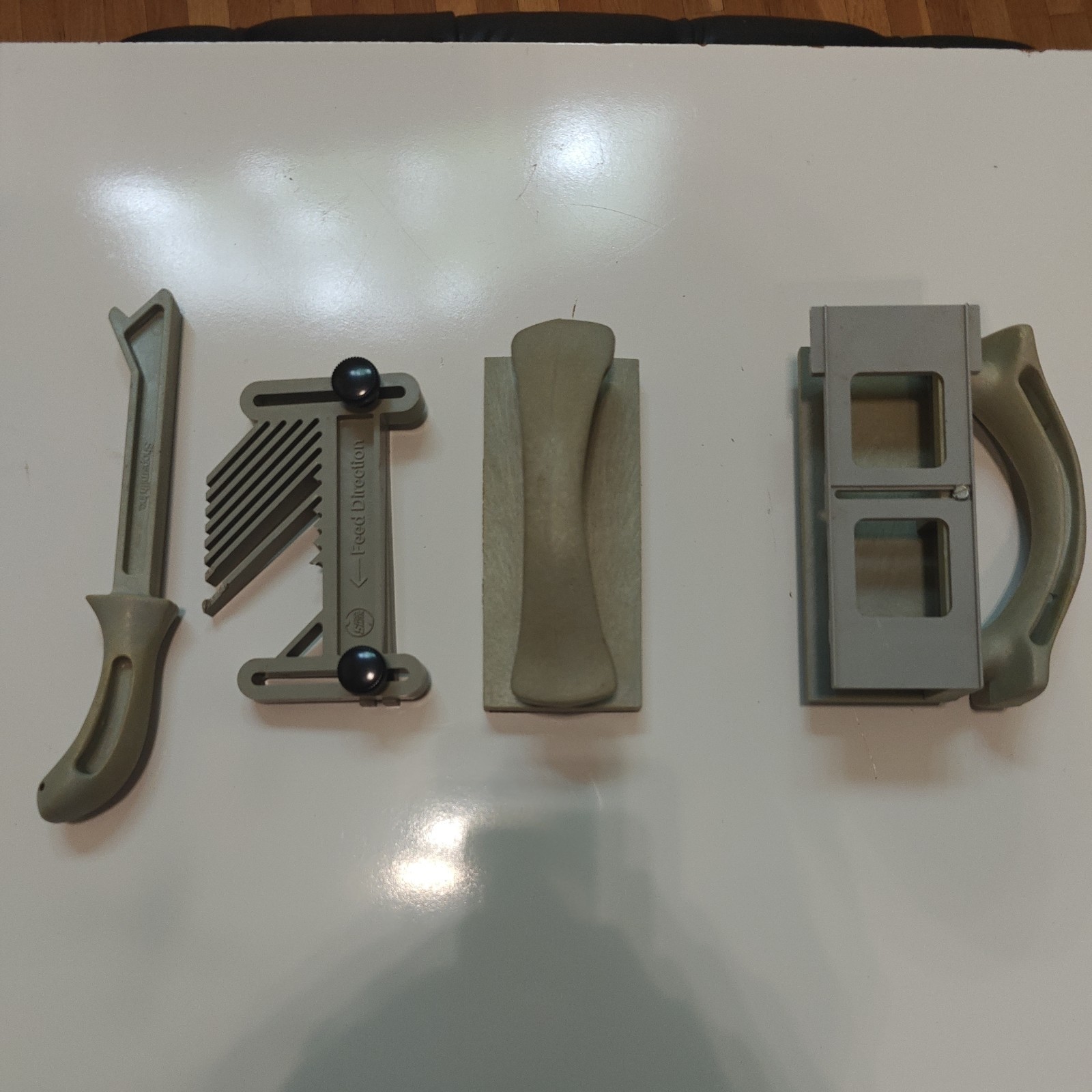 SHOPSMITH Lot – Featherboard, Fence Straddler, Push Block & Push Stick