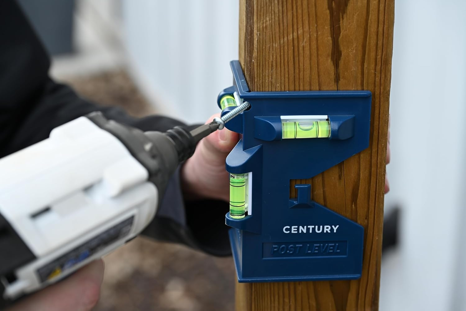 72898 Post Level | Cuts Metal & Plastic, Post Level Features a Magnetic Strips,