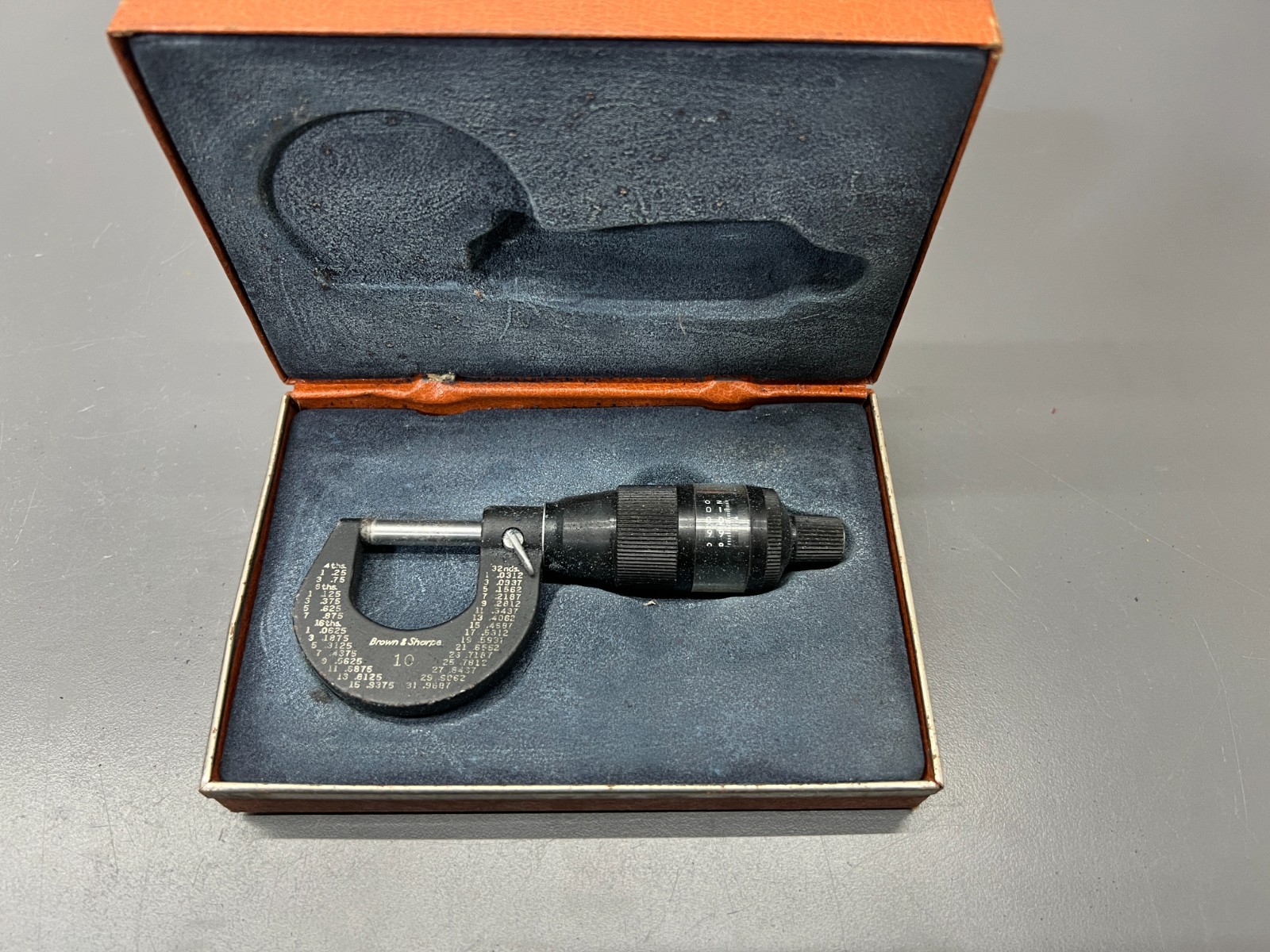 BROWN & SHARPE DIGIT MICROMETER 0-1″ DIRECT READING to .0002″ W CASE – USA