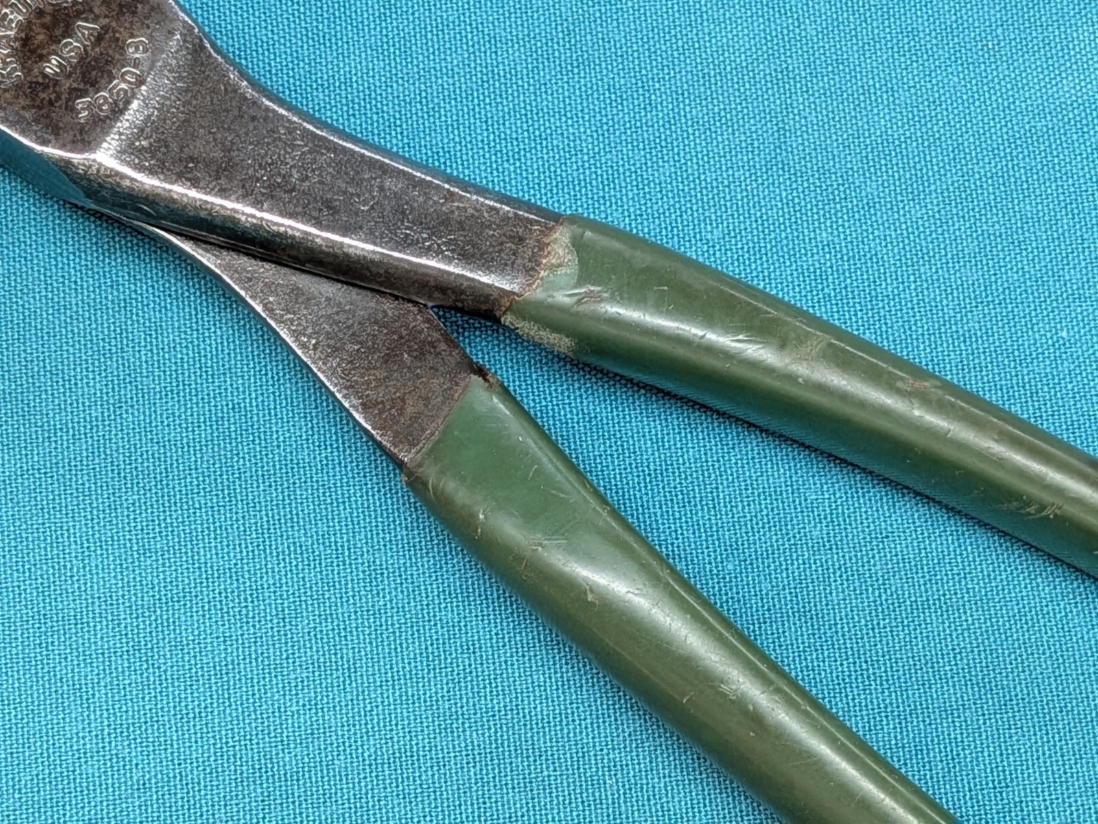 Vintage Kraeuter USA 3850-8″ Carpenters’ End Cutting Nippers Pliers Vinyl Grips