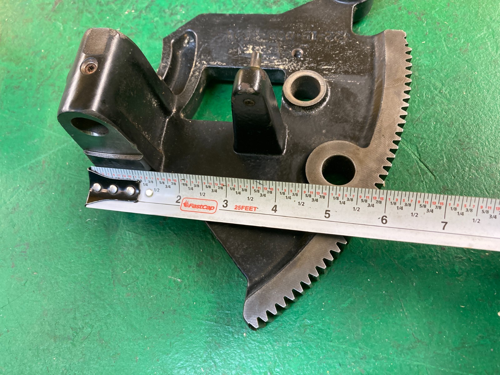 Delta 34-441 36-441 Table Saw 422-19-095-2001 Bevel Tilt Bracket Arbor