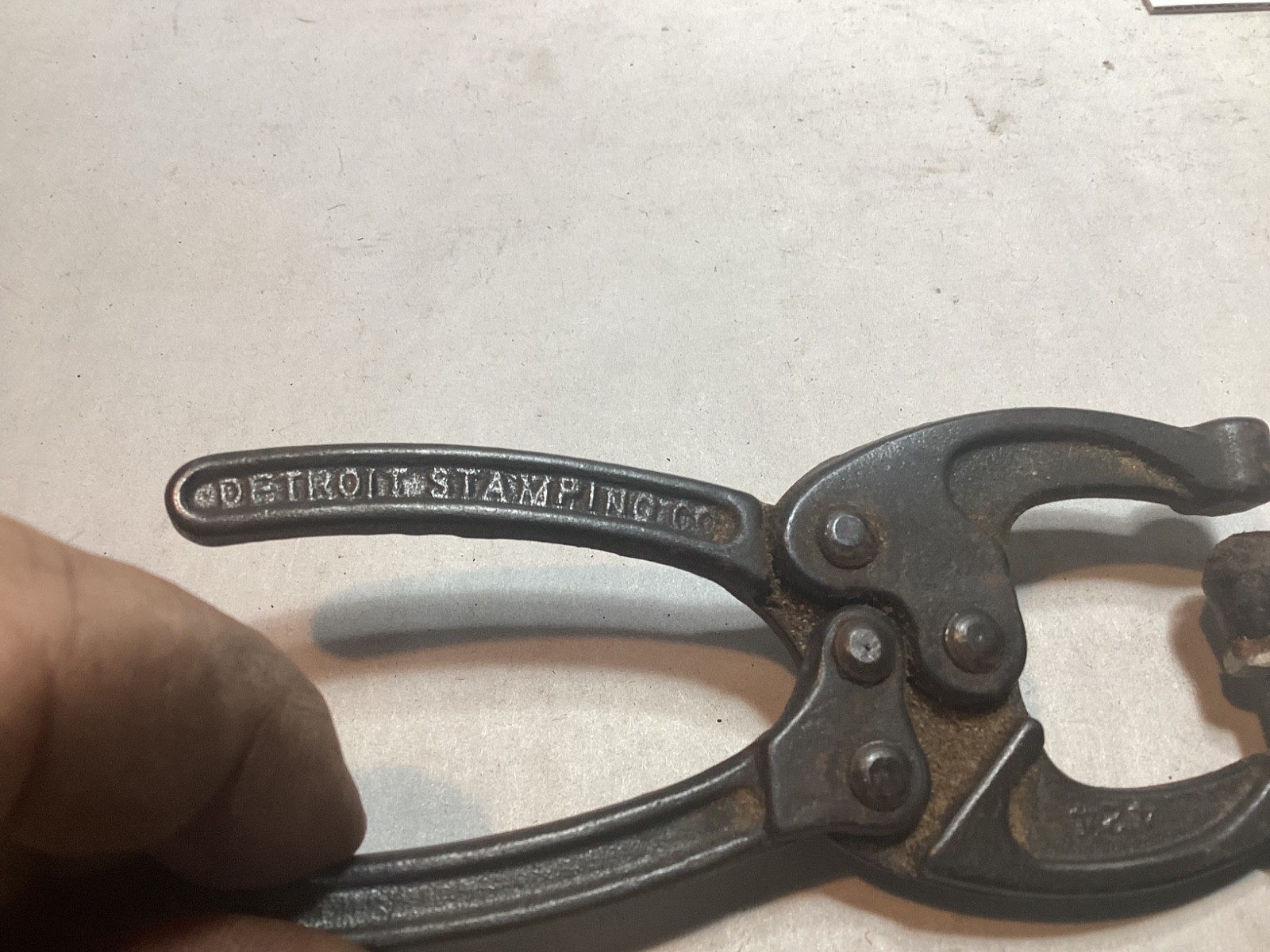 Vintage Detroit Stamping #424 welding pliers