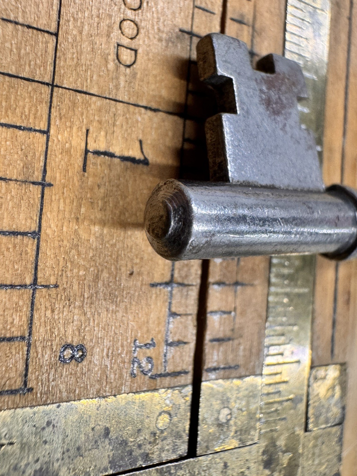 🌿 🗝️ vintage antique skeleton key #Y54 old solid barrel hardware lock key