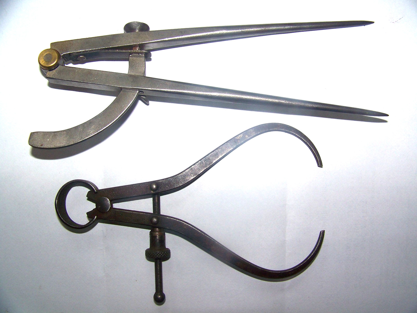 Antique Peck & Stow, & Union Caliper Co. 7″ inside – 6″outside wing dividers