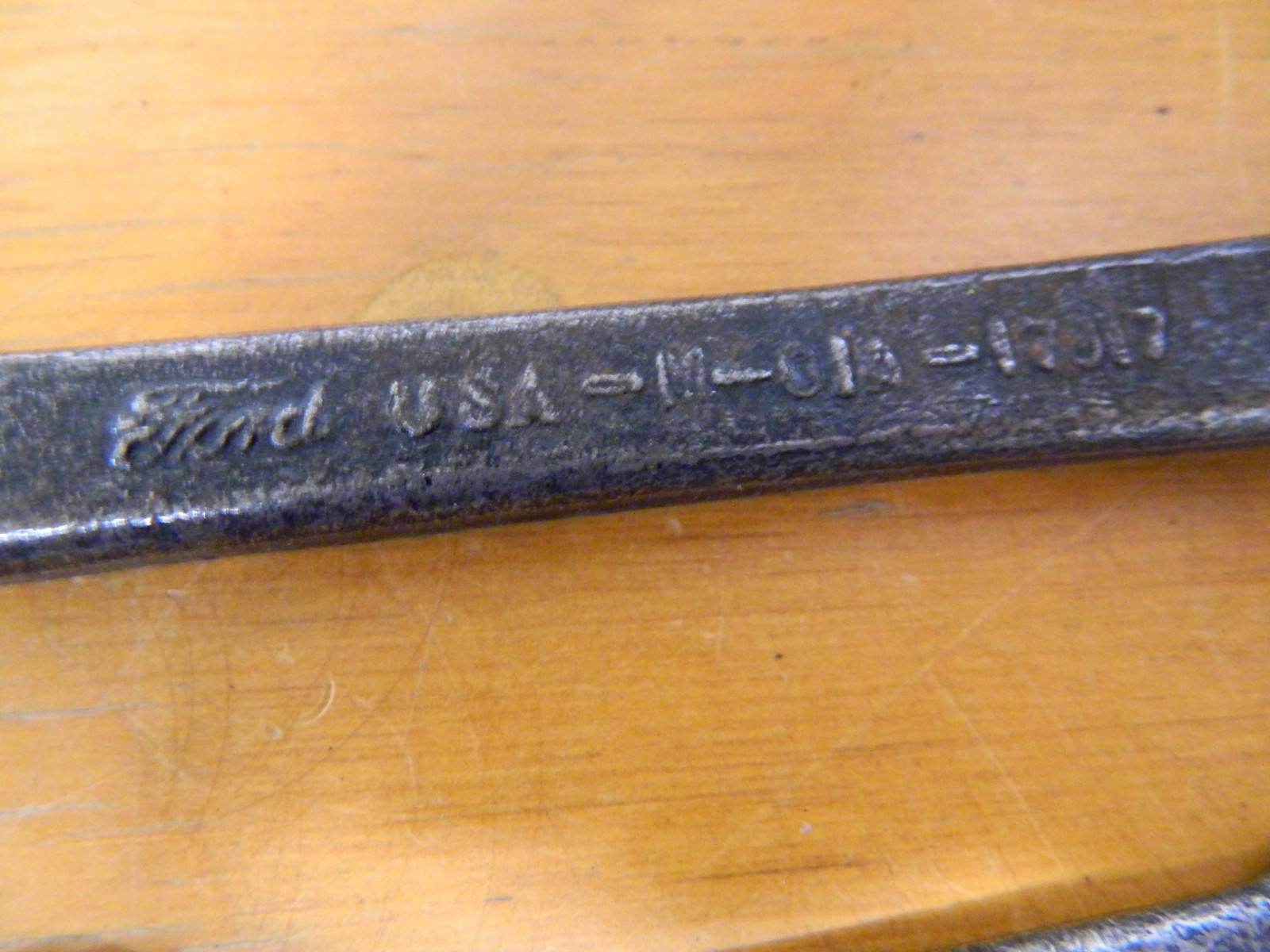 5 pcs Ford scrip A, V8 tool kit vintage 5 pcs -M-01A-17017