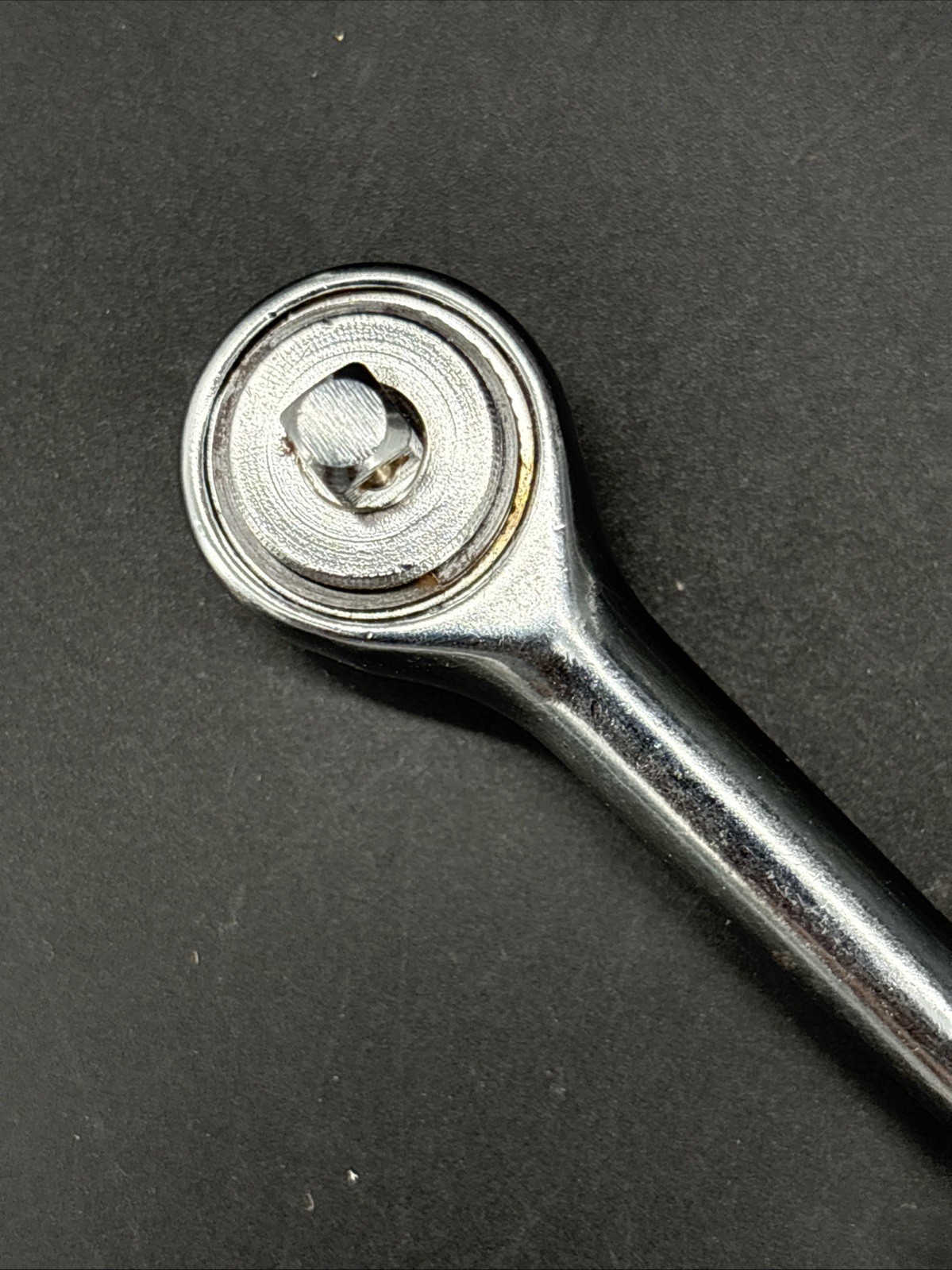 Cal-Hawk 1/4” Drive Ratchet W/ Thumb Wheel And Rubber Handle