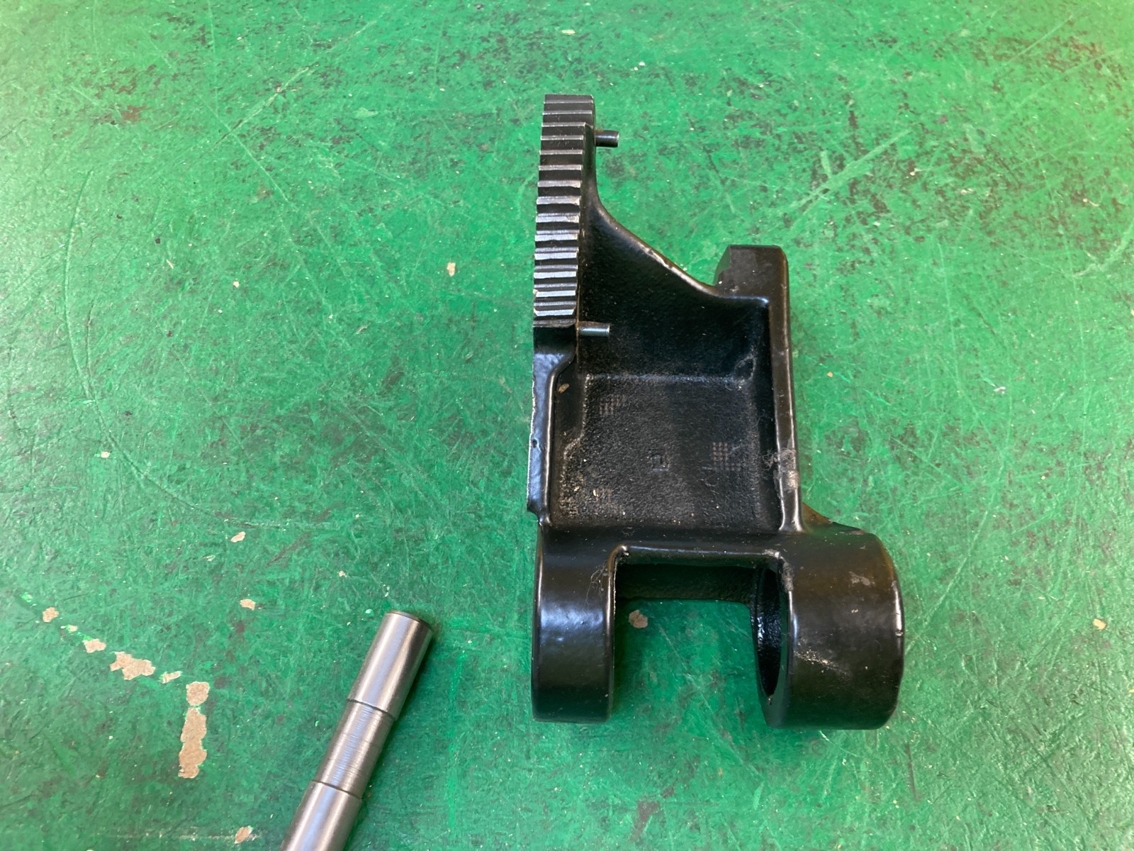 Delta 34-441 36-441 Table Saw 422-02-014-2001 Arbor Bracket 422020140017