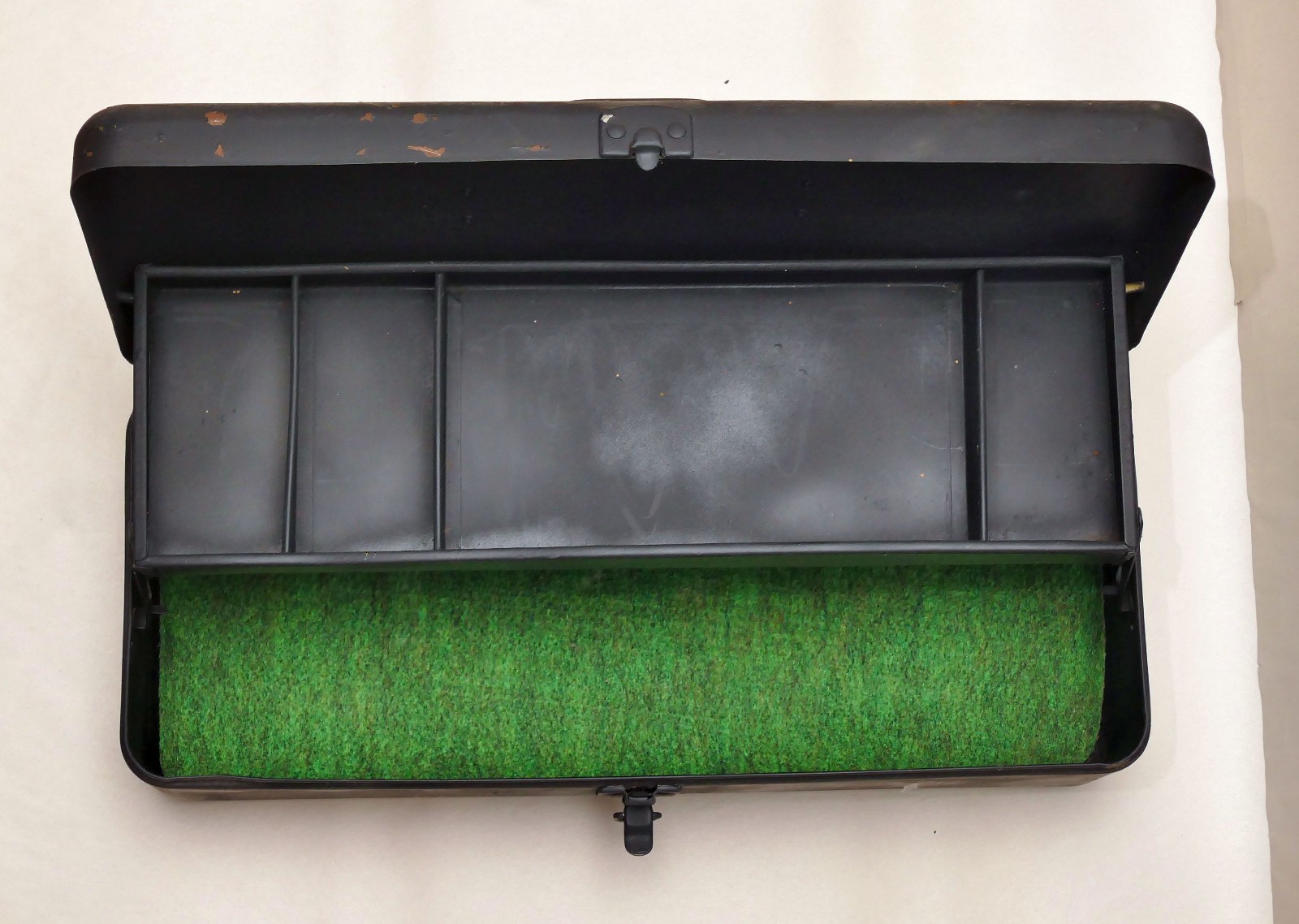 Metal Multi-level Tool Box with Cantilevered Tray Two Level 19″ x 8″ x 5 1/4″