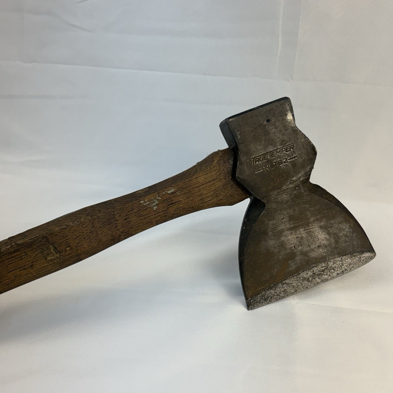 Vintage “TRUE TEMPER TB2” Broad Head Hewing Axe/Hatchet With Original Handle