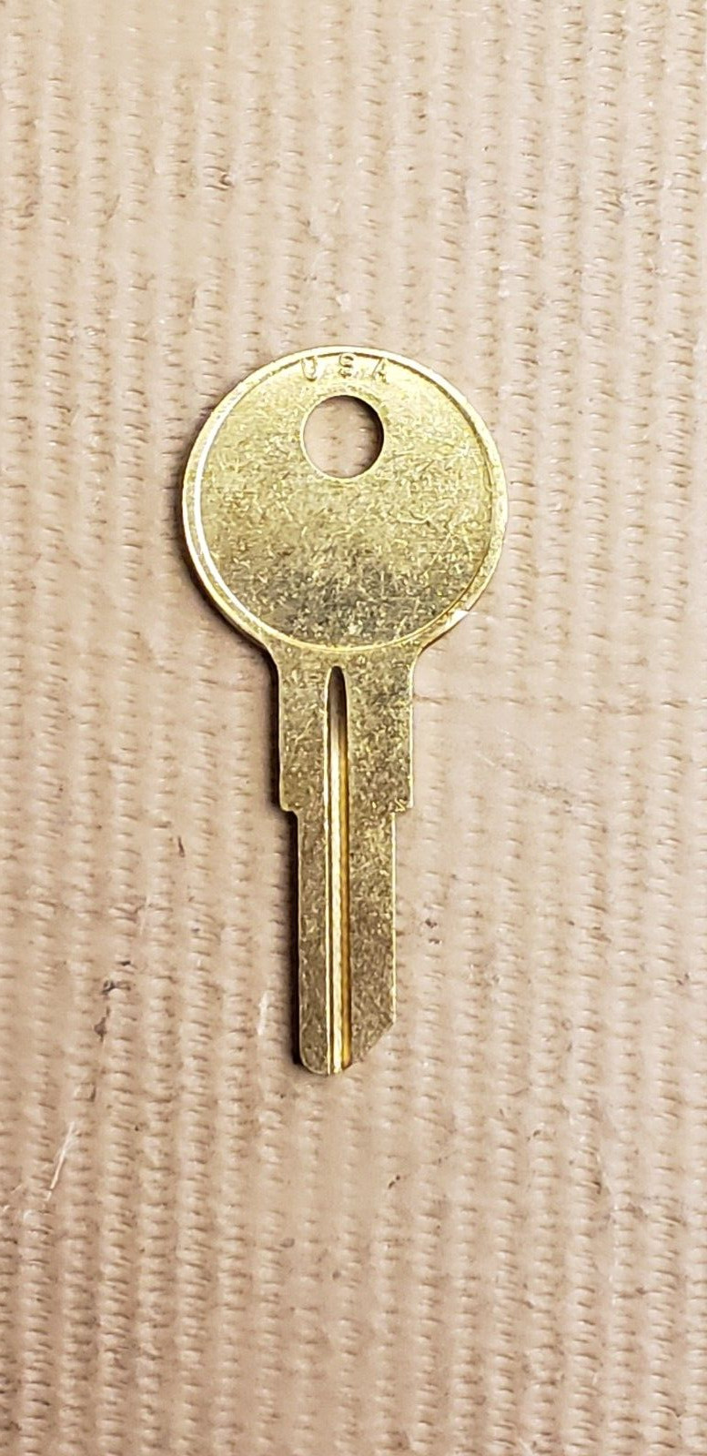 LSDA – Y13 – 01122R – Key Blank