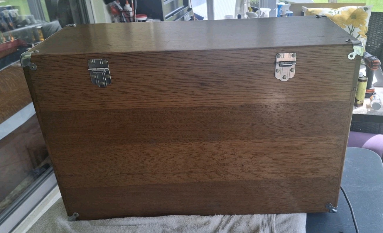 H Gerstner & Sons KY12 Walnut 9 Drawer Toolbox. Excellent Condition. W/Key