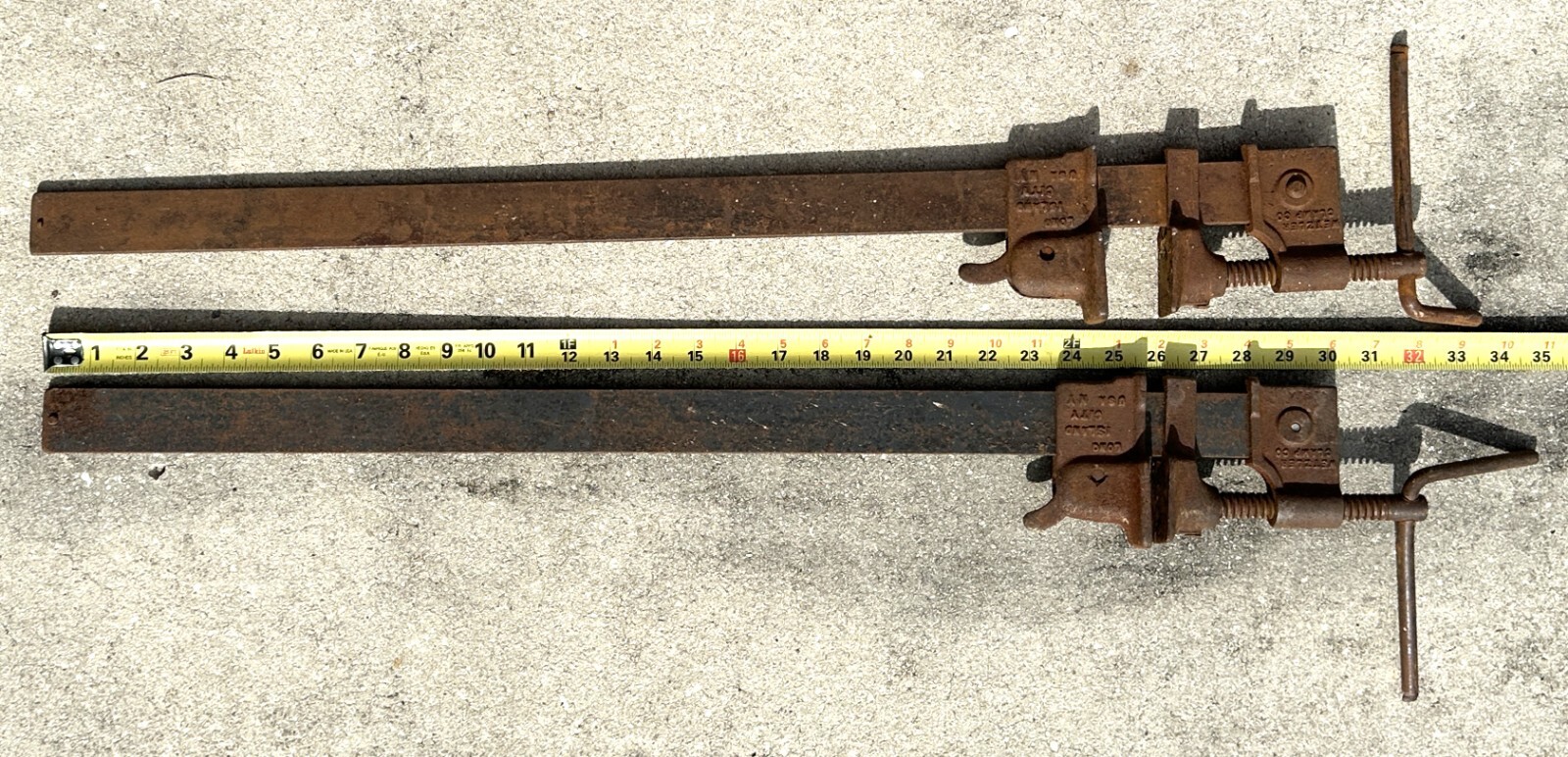 VINTAGE PAIR OF WETZLER LONG ISLAND CITY NO. 32 INCH FURNITURE CLAMPS USA
