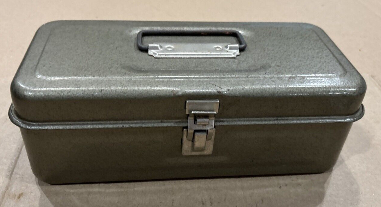 Vtg Toolbox Textured Metal GRAY 11″X4.75″X3.5″ Possibly from Utica, NY Tool Co